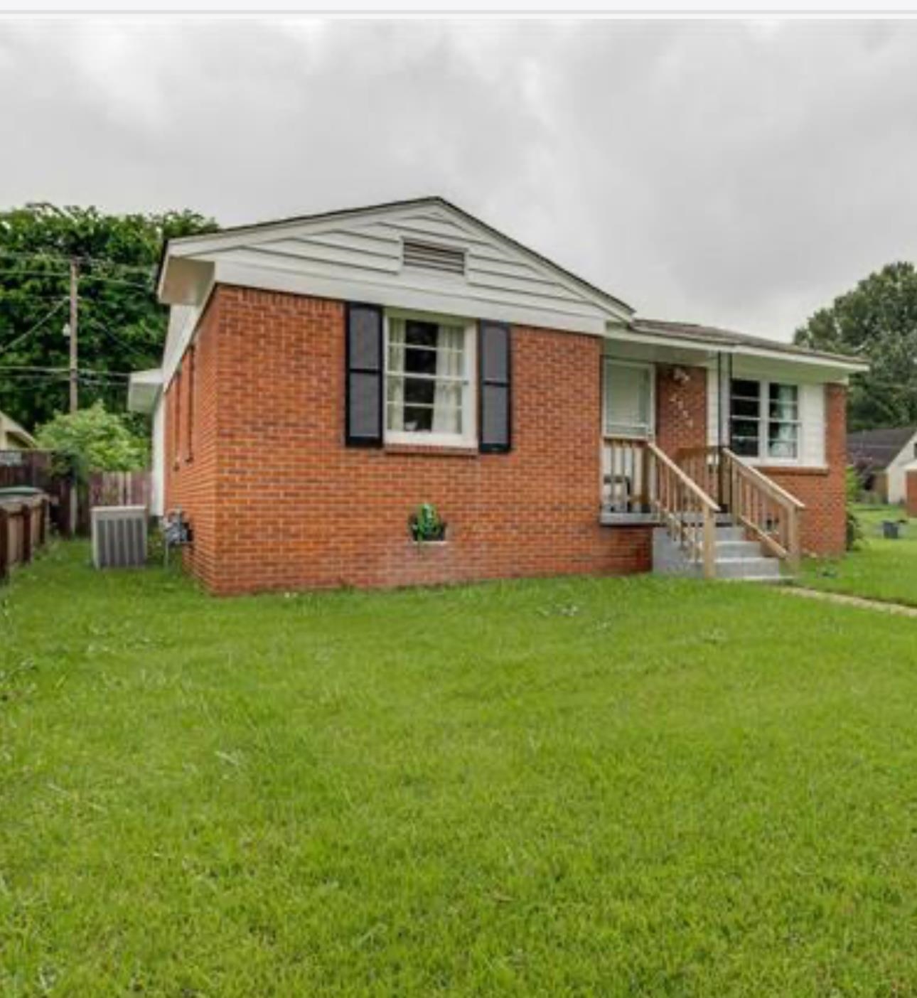 2756 Merle St Property Photo 17