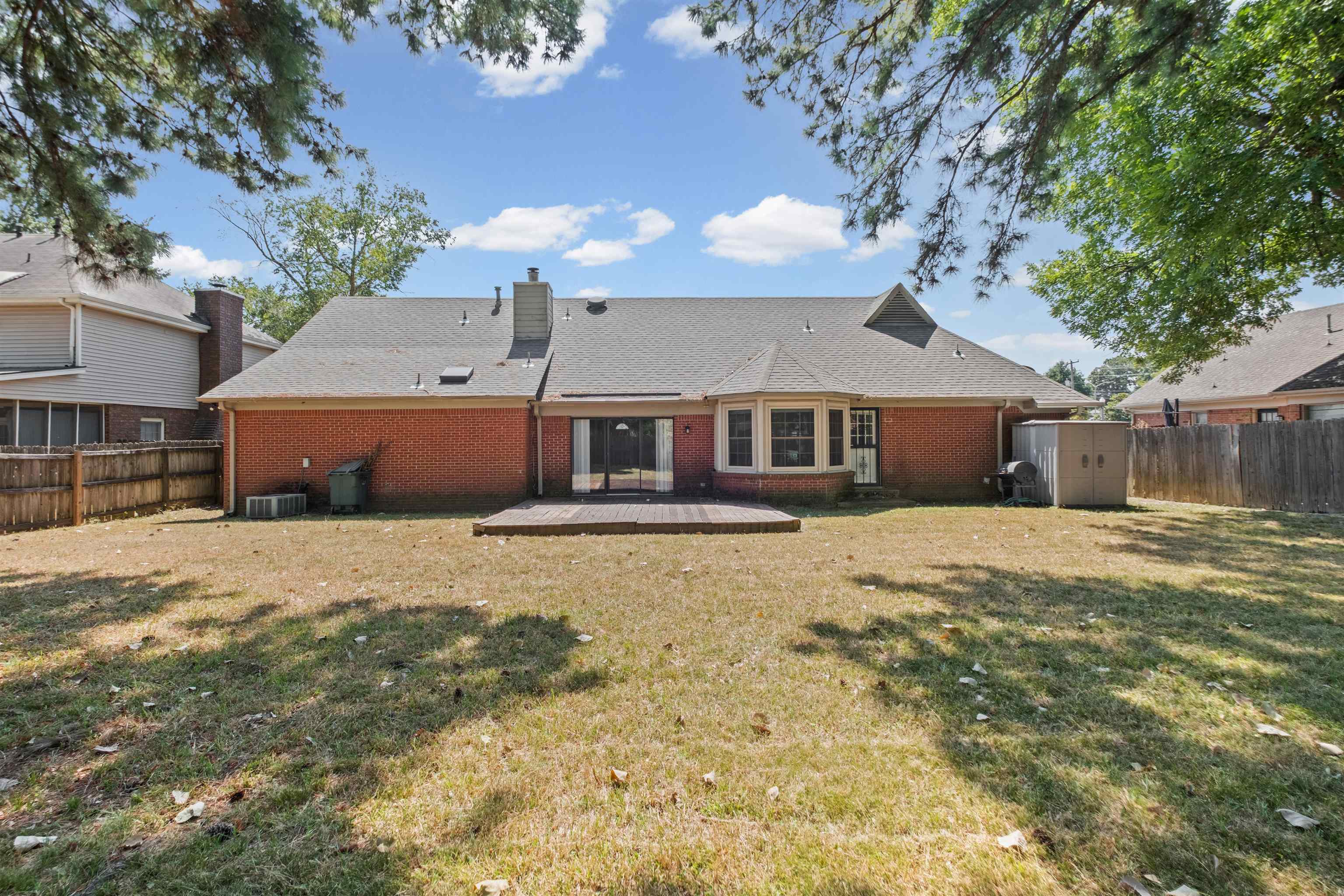 8142 S Creekside Cir S Property Photo 16