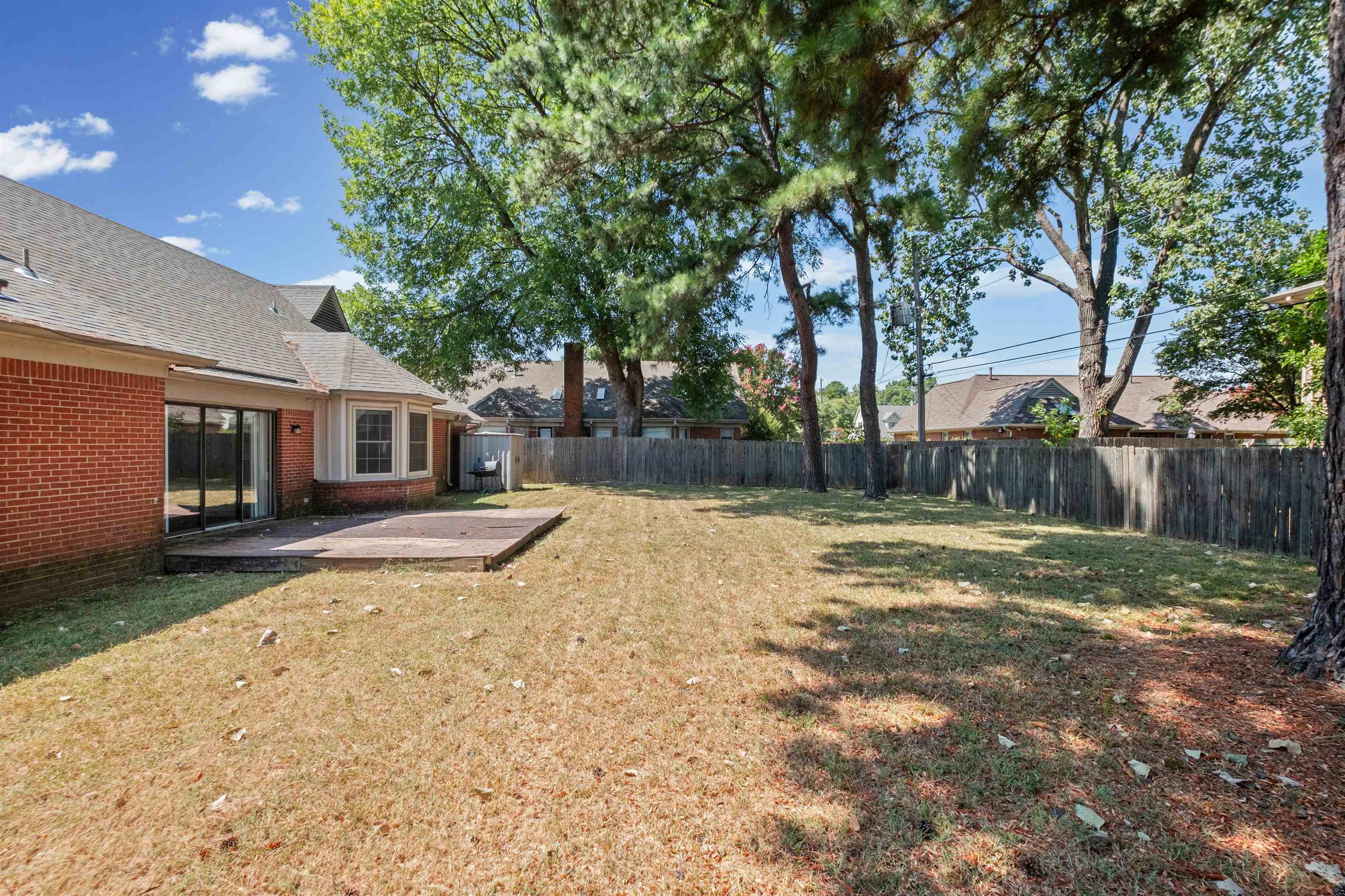8142 S Creekside Cir S Property Photo 17