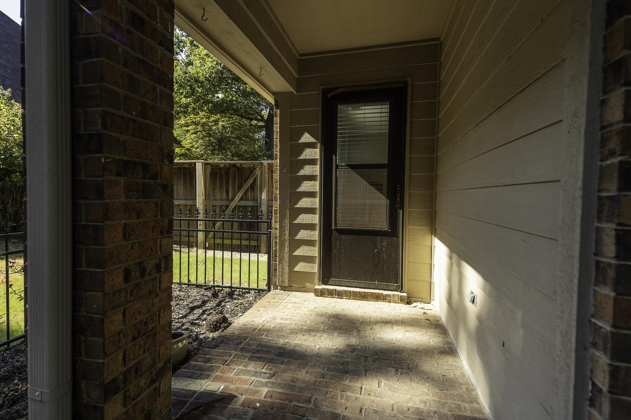 1618 Autumn Tree Cv Property Photo 31