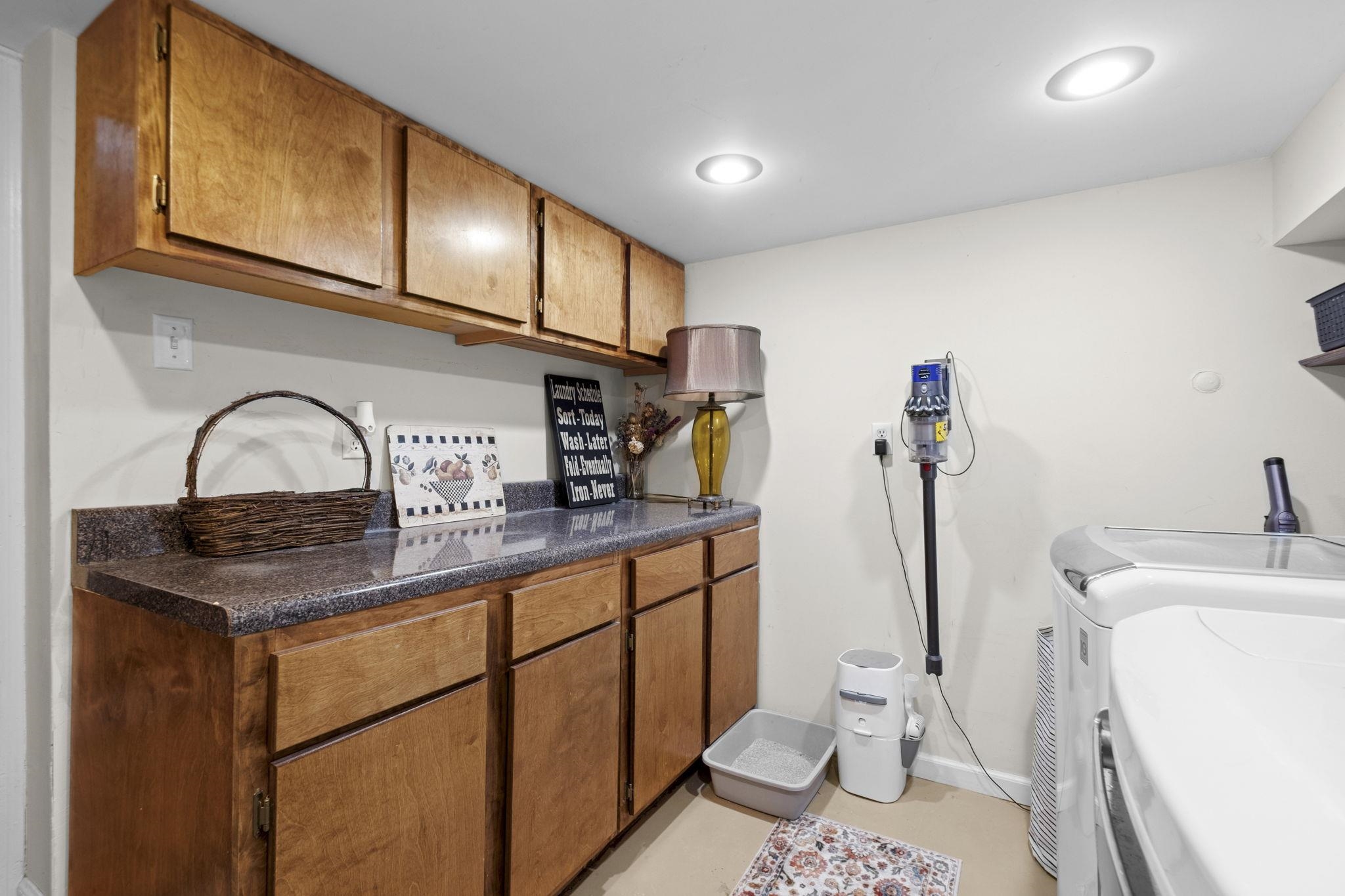 2288 Washington Ave Property Photo 16