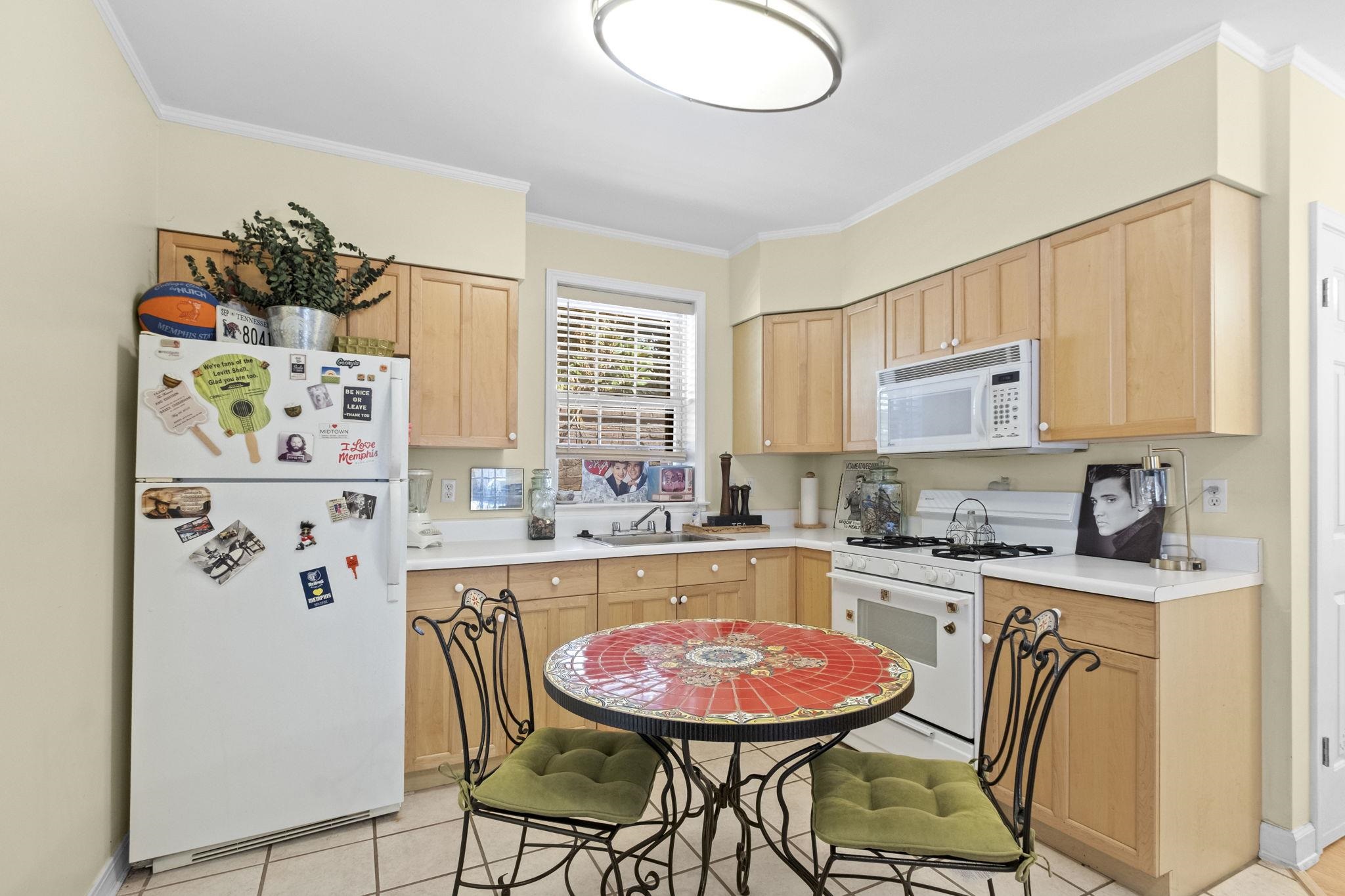 2288 Washington Ave Property Photo 30
