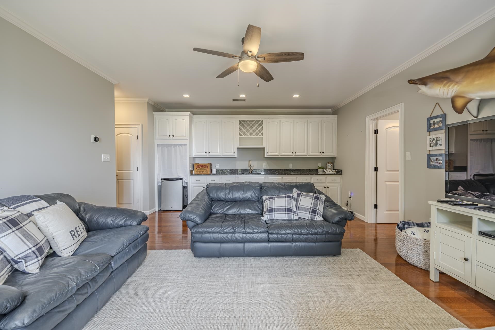 1160 Sandpiper St Property Photo 28