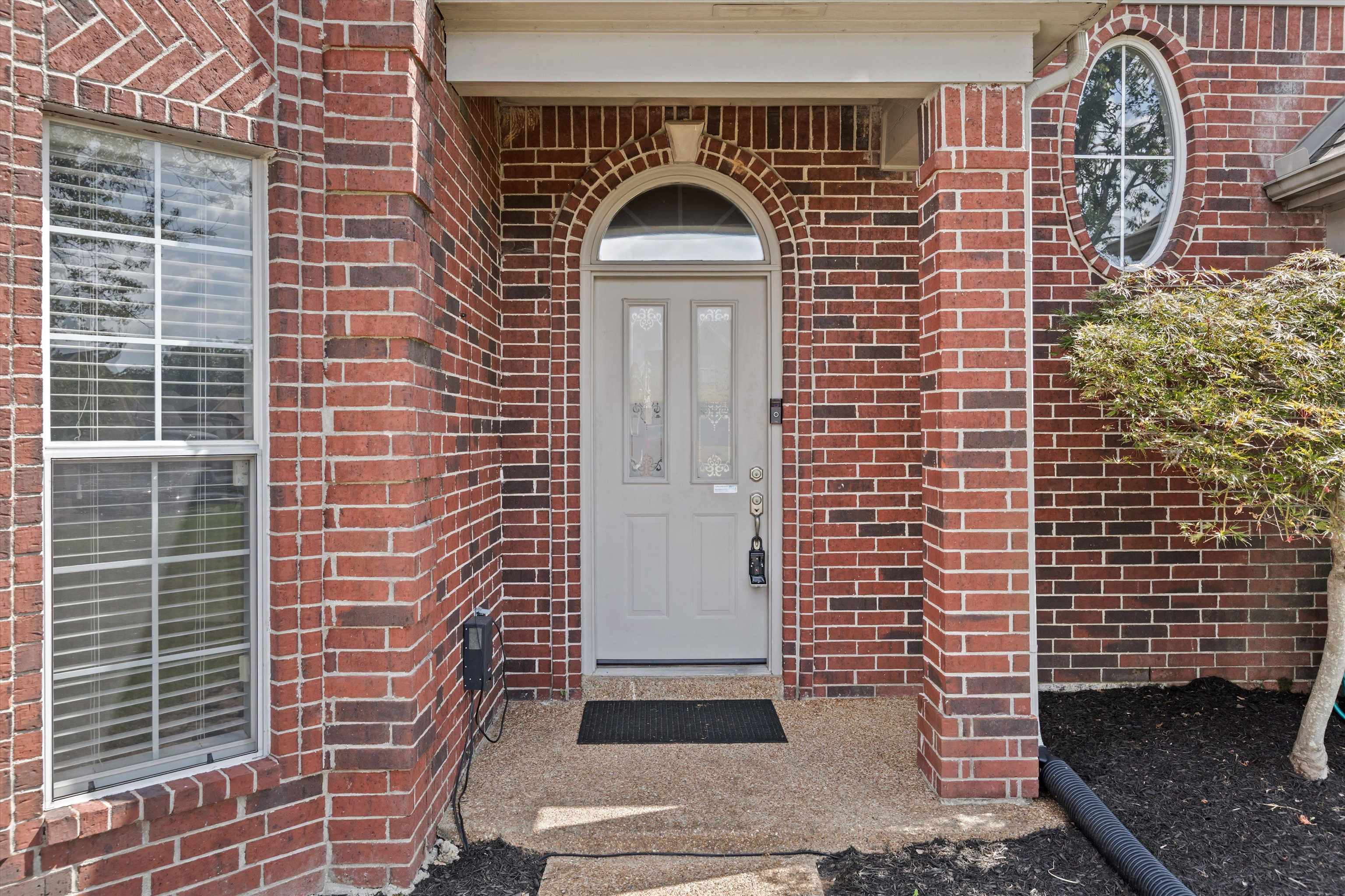 4908 N Whitfall Cv N Property Photo 3