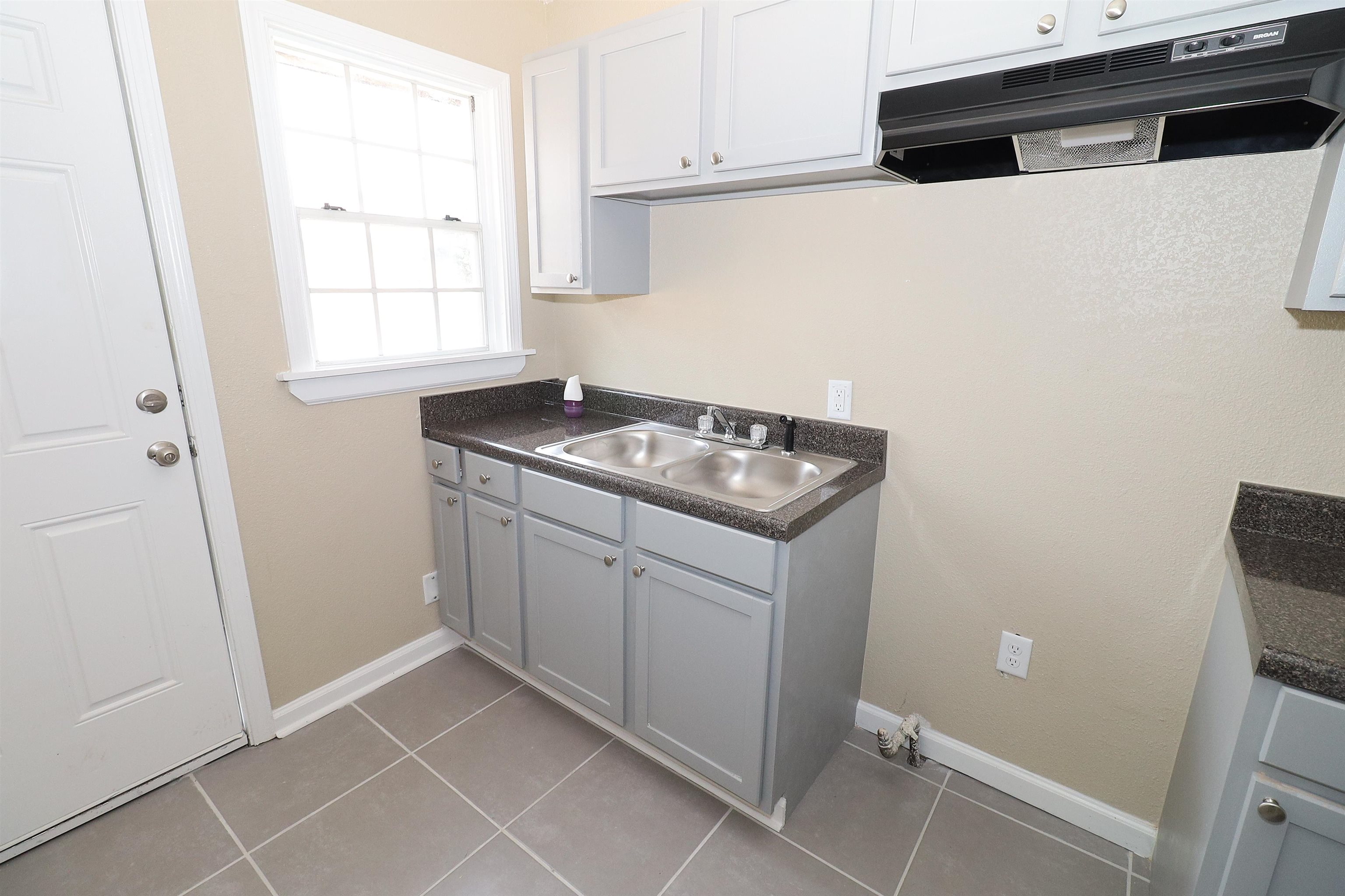 69 Eastview Dr Property Photo 14
