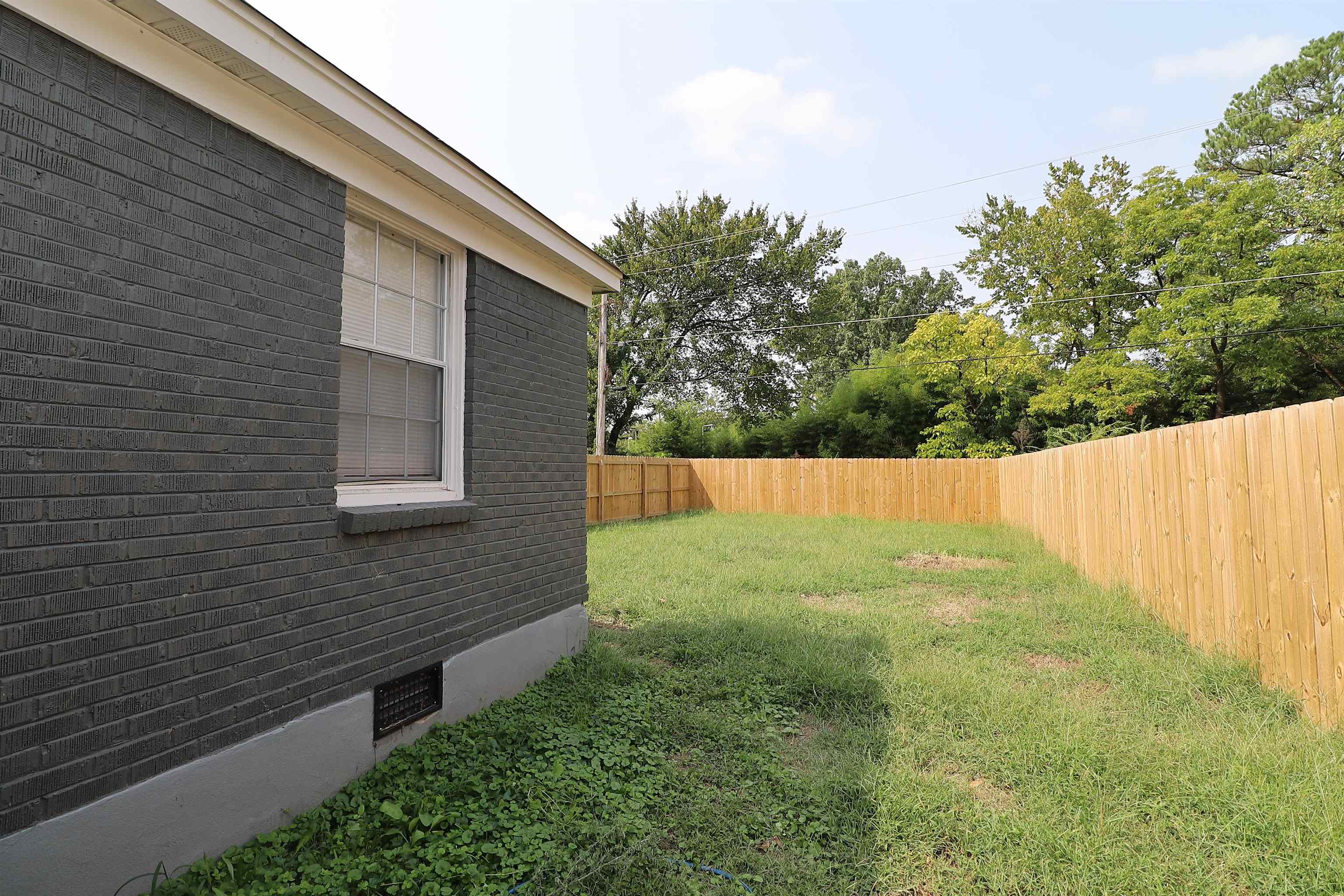 69 Eastview Dr Property Photo 18