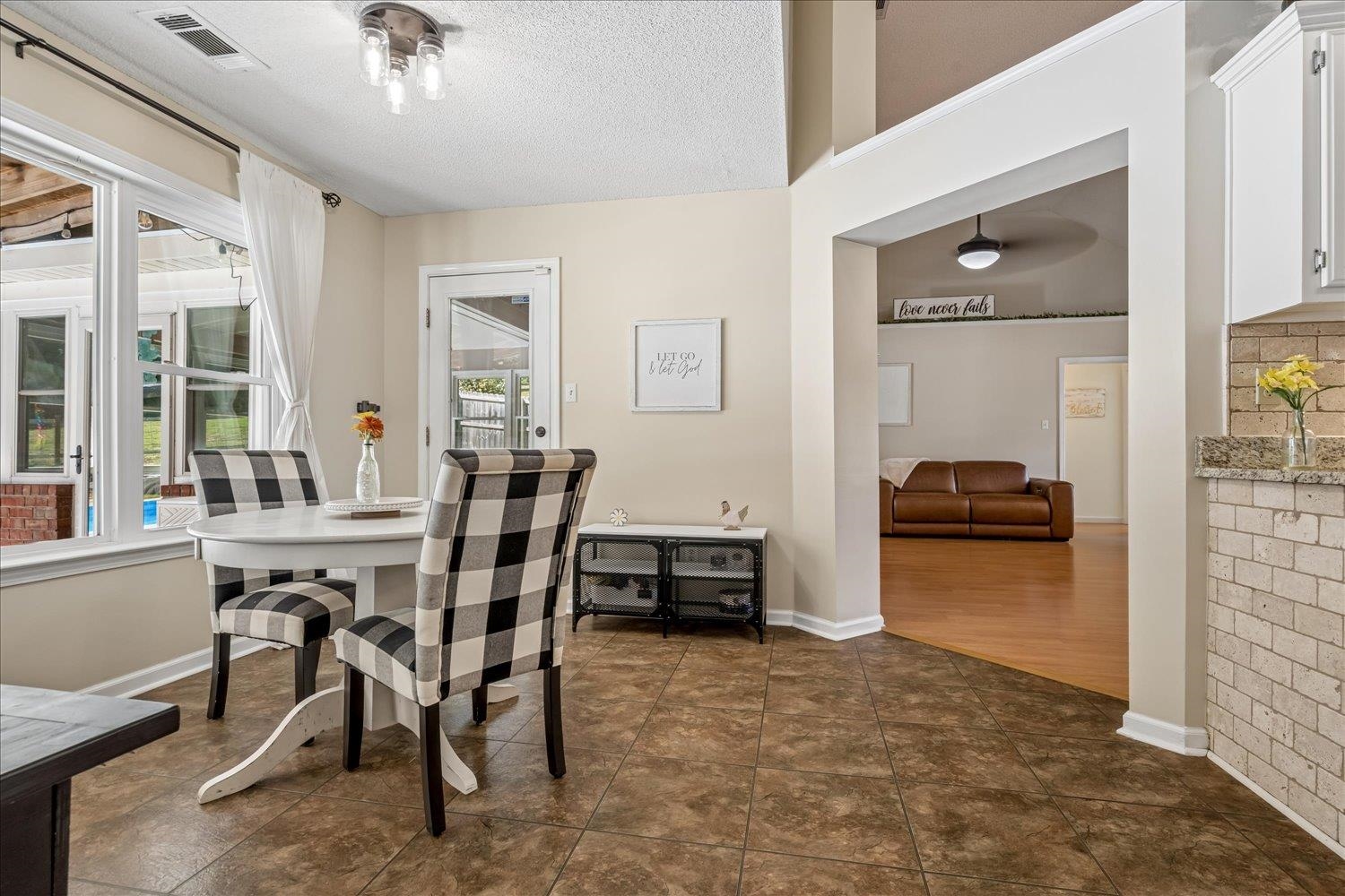 825 J E Blaydes Pky Property Photo 12