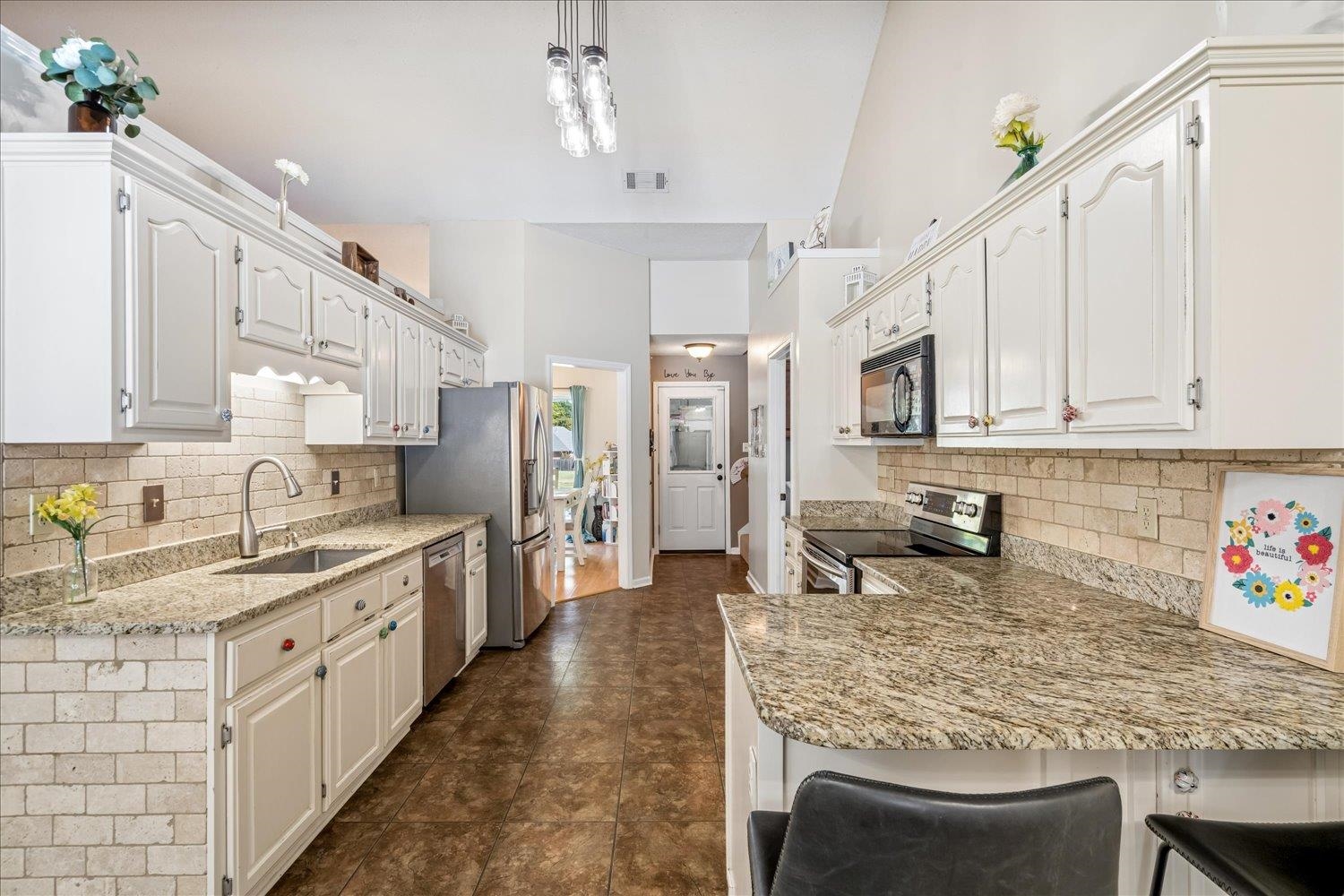 825 J E Blaydes Pky Property Photo 13