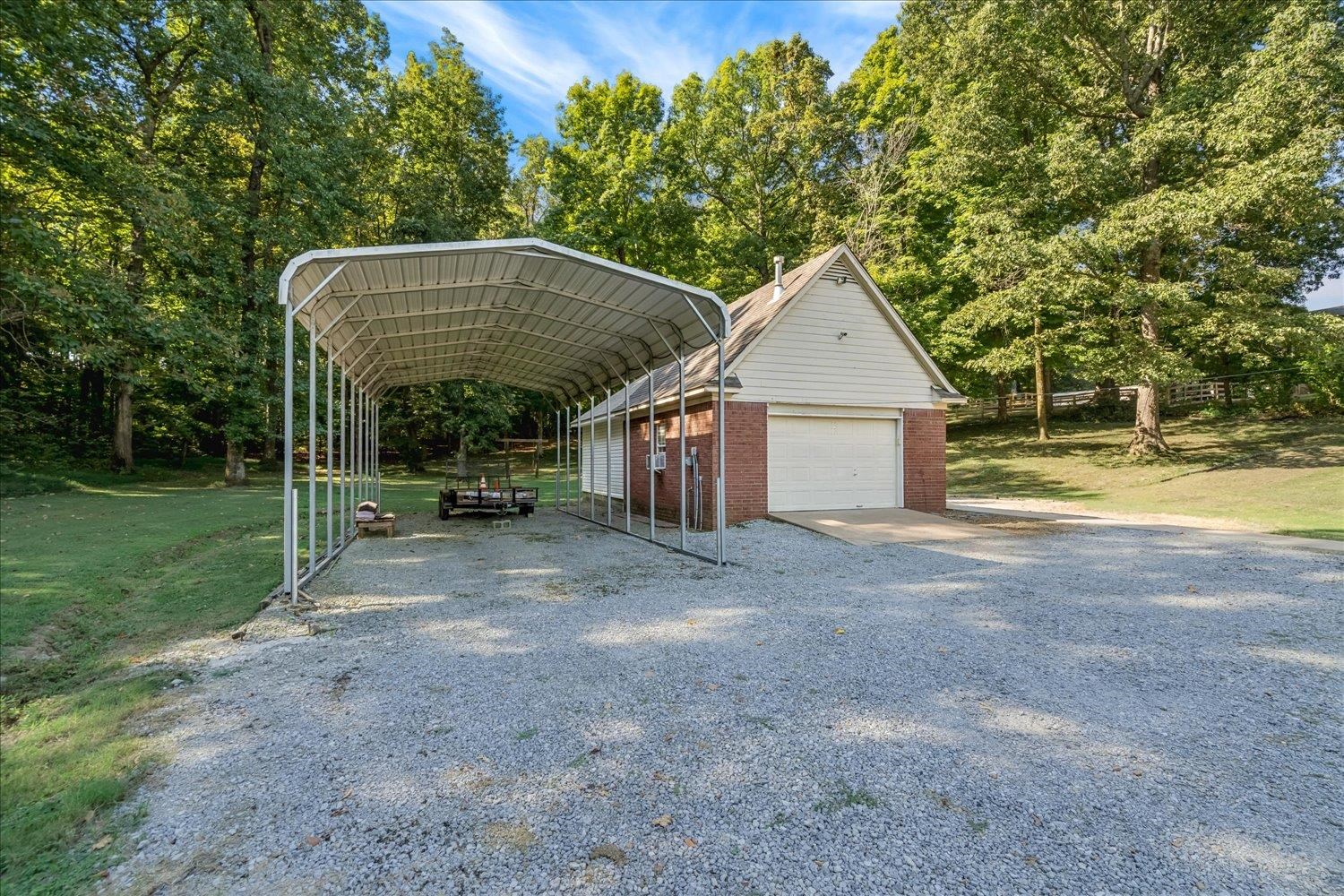 825 J E Blaydes Pky Property Photo 38