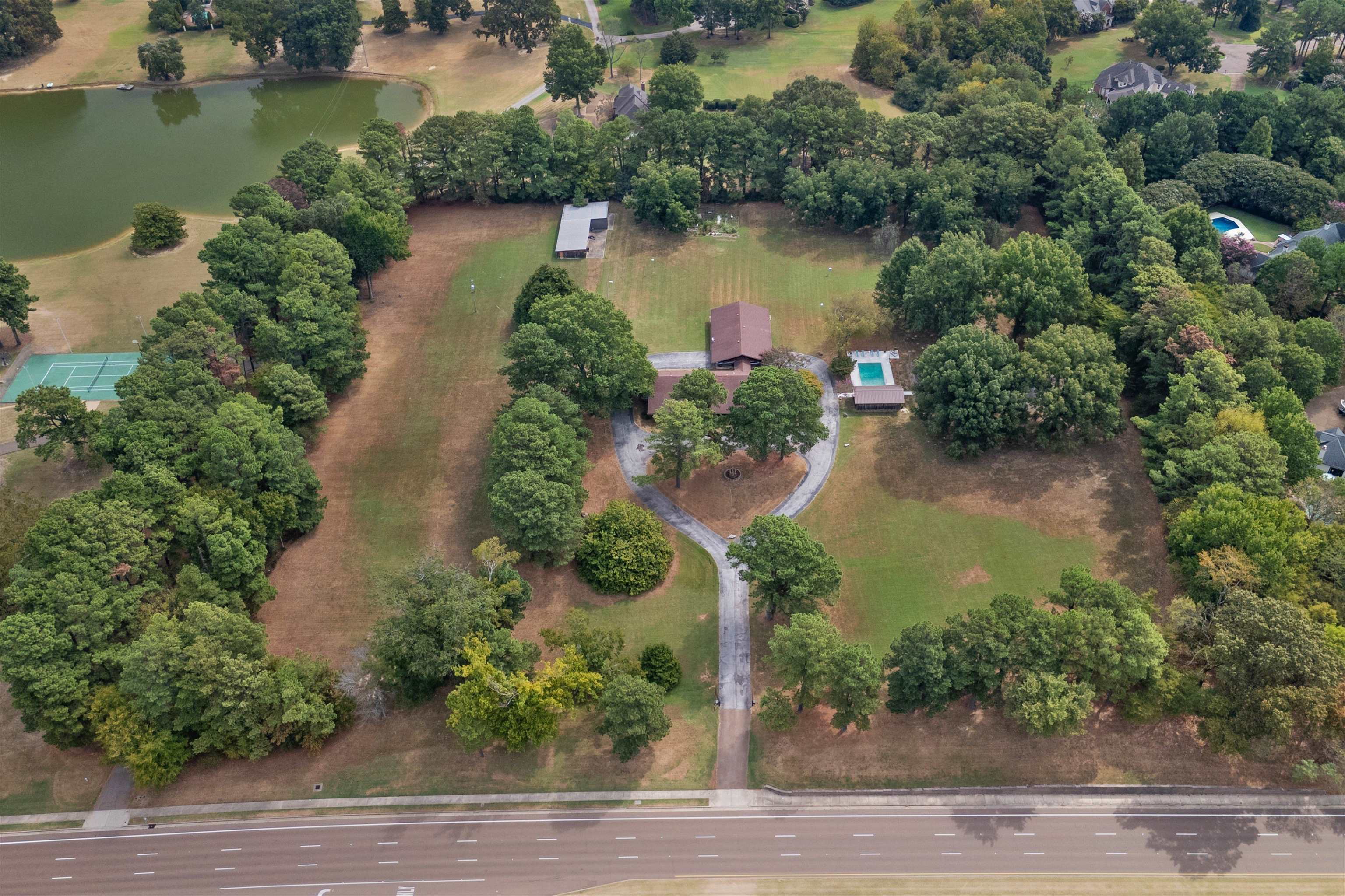 2566 S Houston Levee Rd Property Photo 2