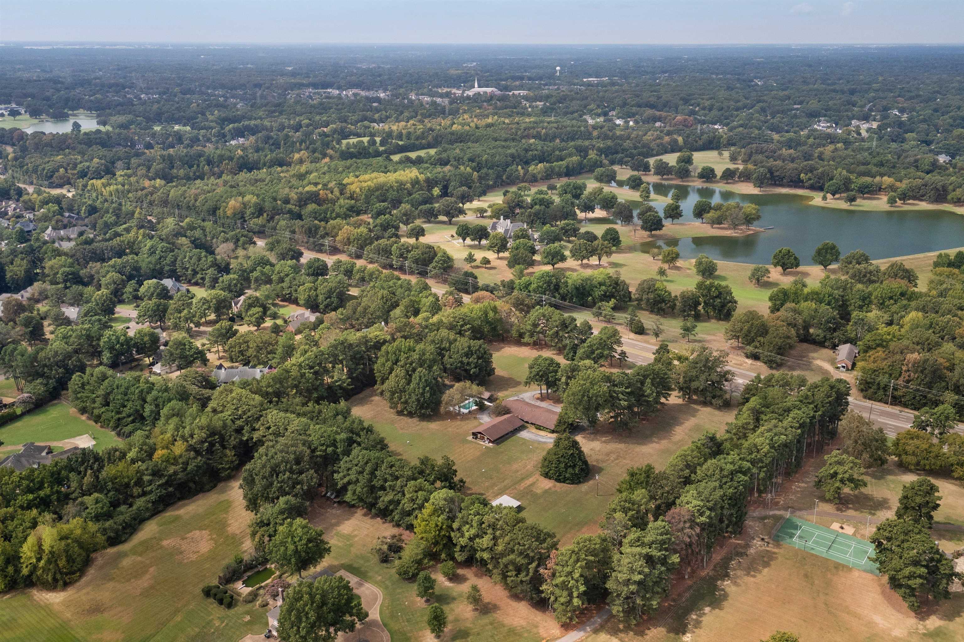 2566 S Houston Levee Rd Property Photo 4