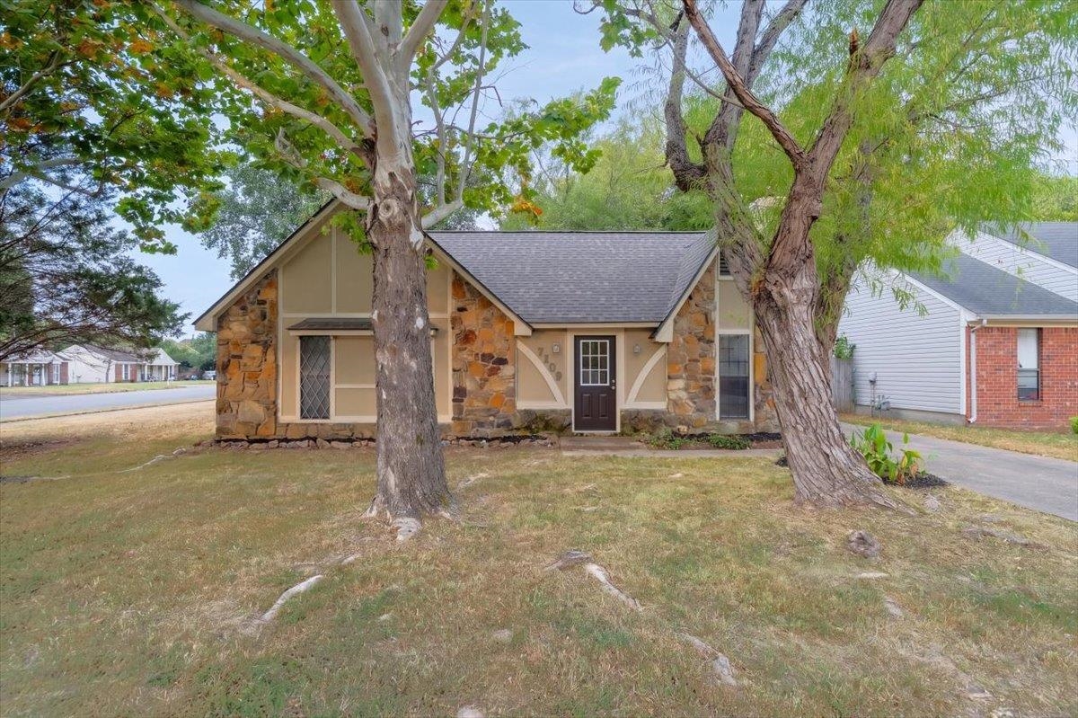 7109 Tagen Dr Property Photo 1