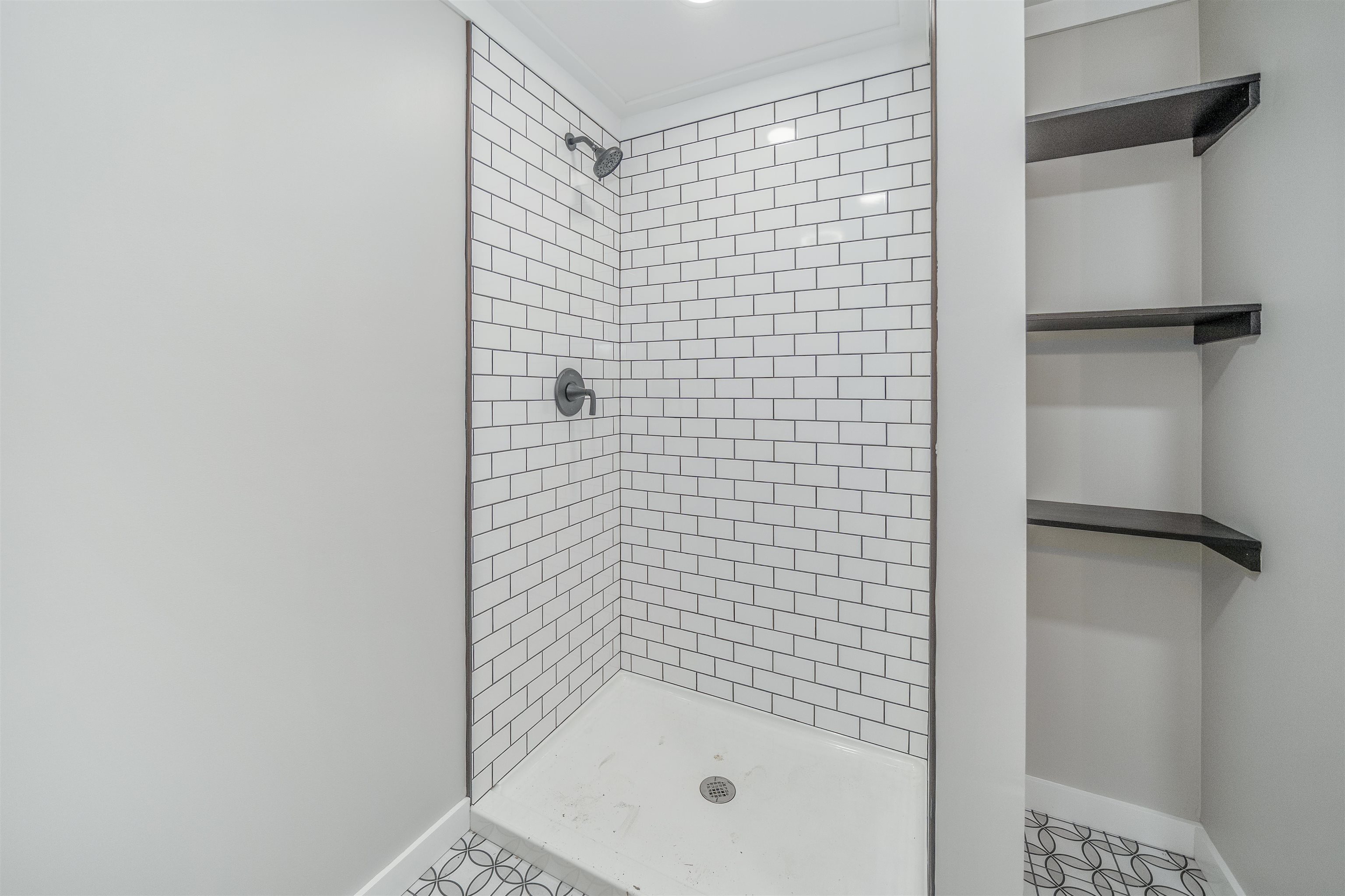 135 W Third St Property Photo 19