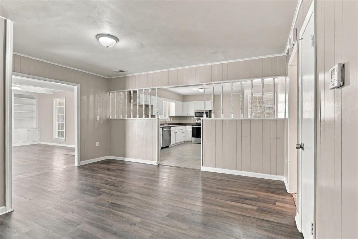 3691 Hanna Dr Property Photo 5