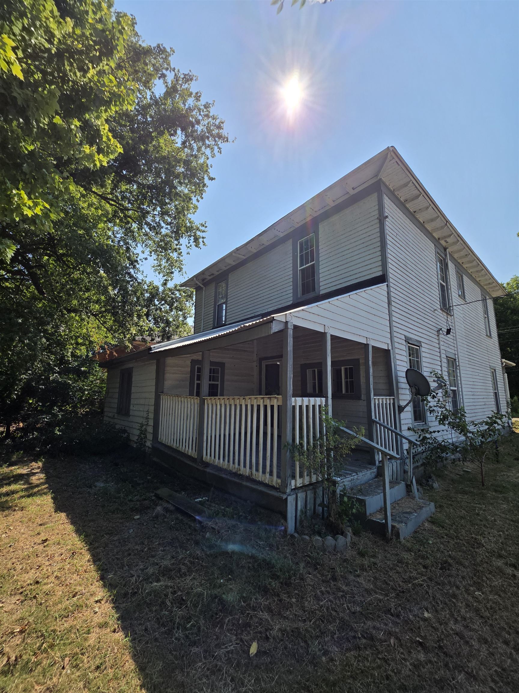1102 Church St Property Photo 2