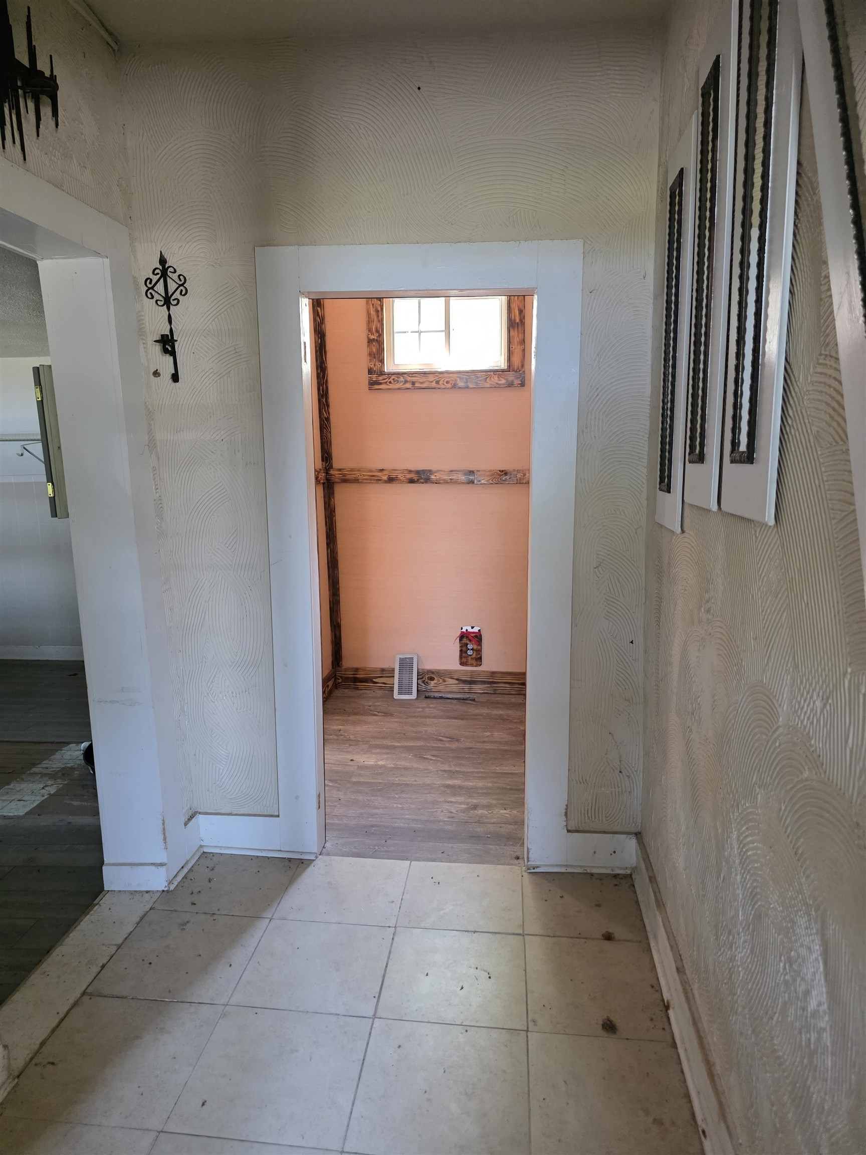 1102 Church St Property Photo 12