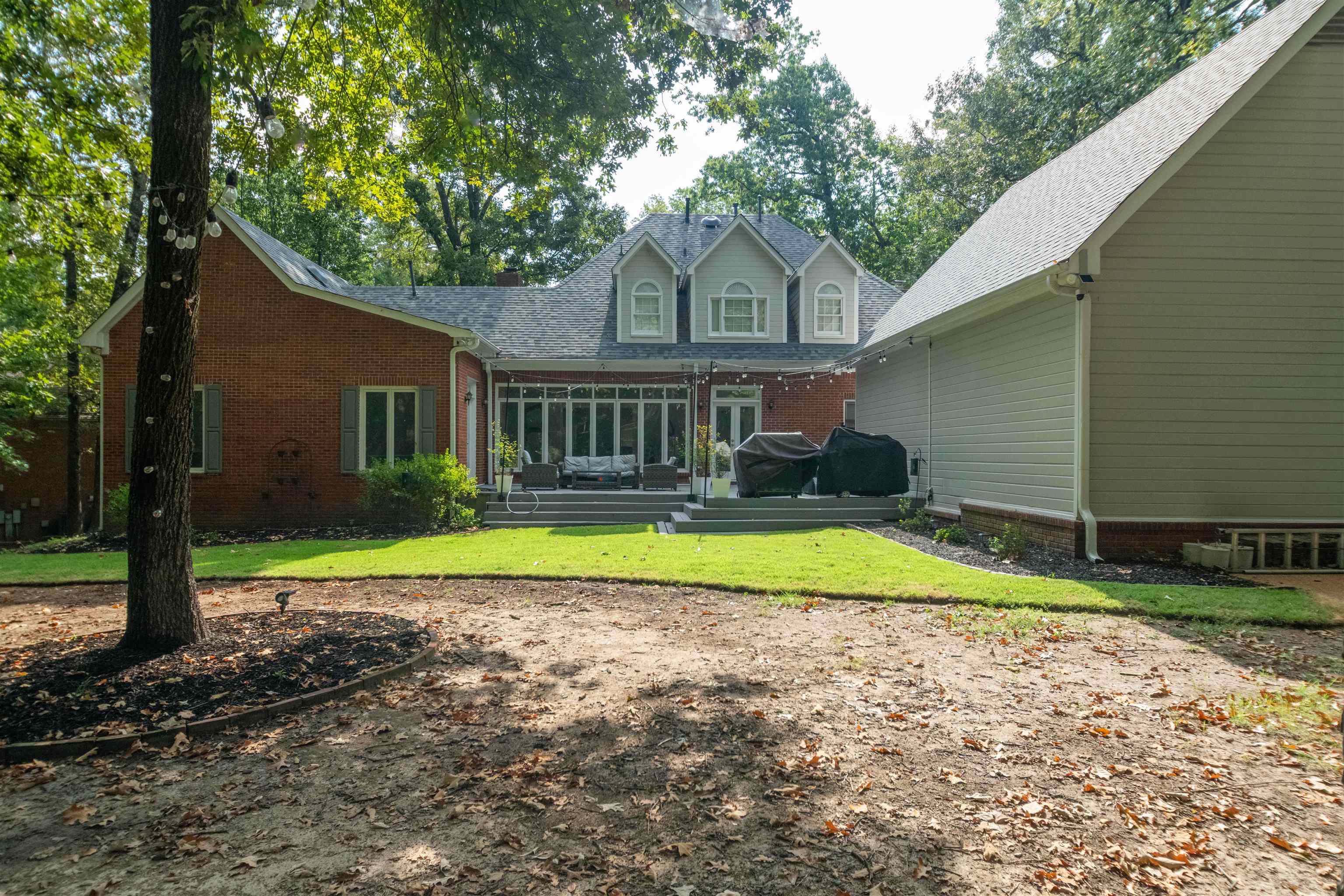 7816 Wood Glen Cv Property Photo 28