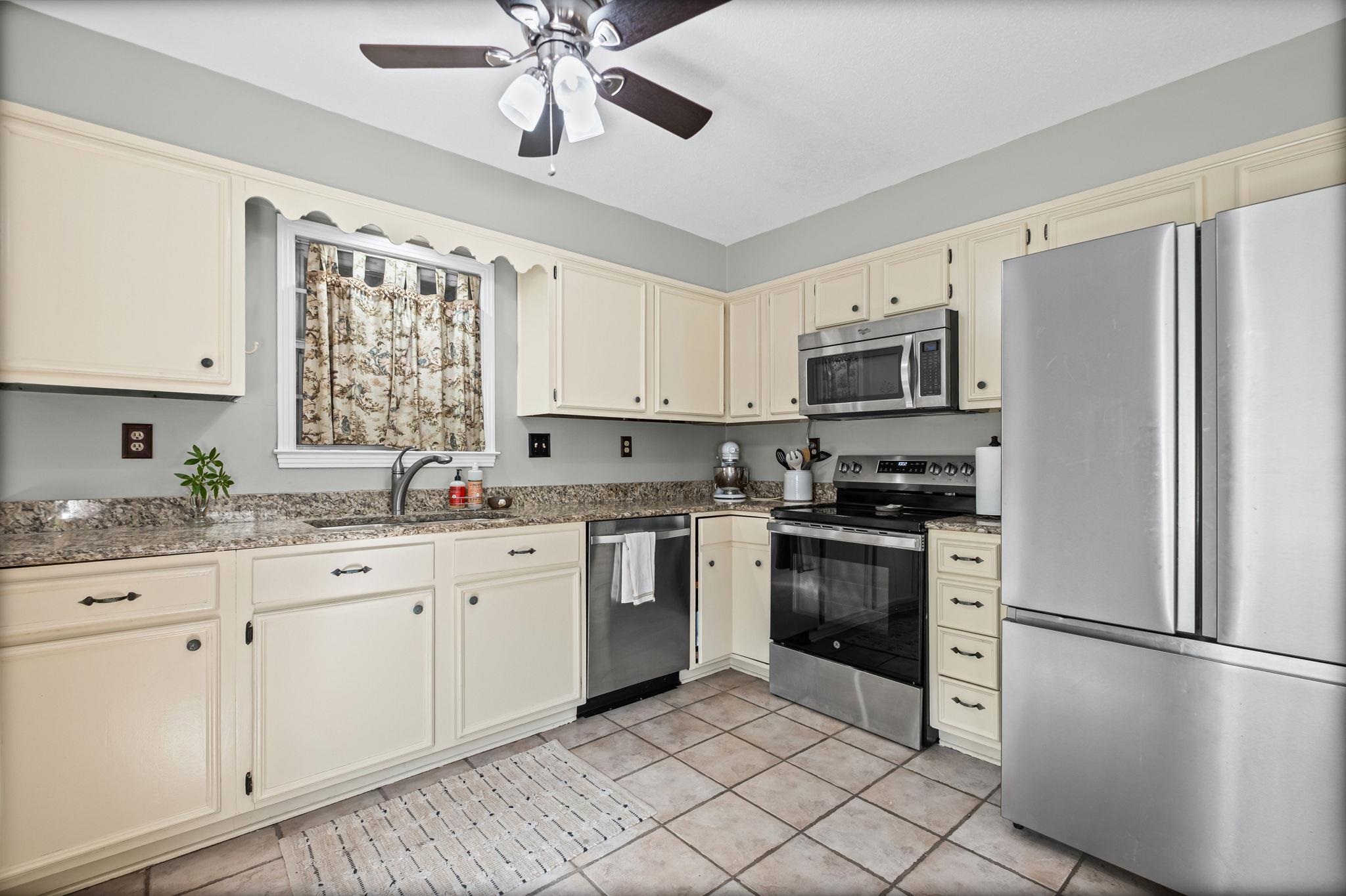 1785 Bekah Rd Property Photo 18