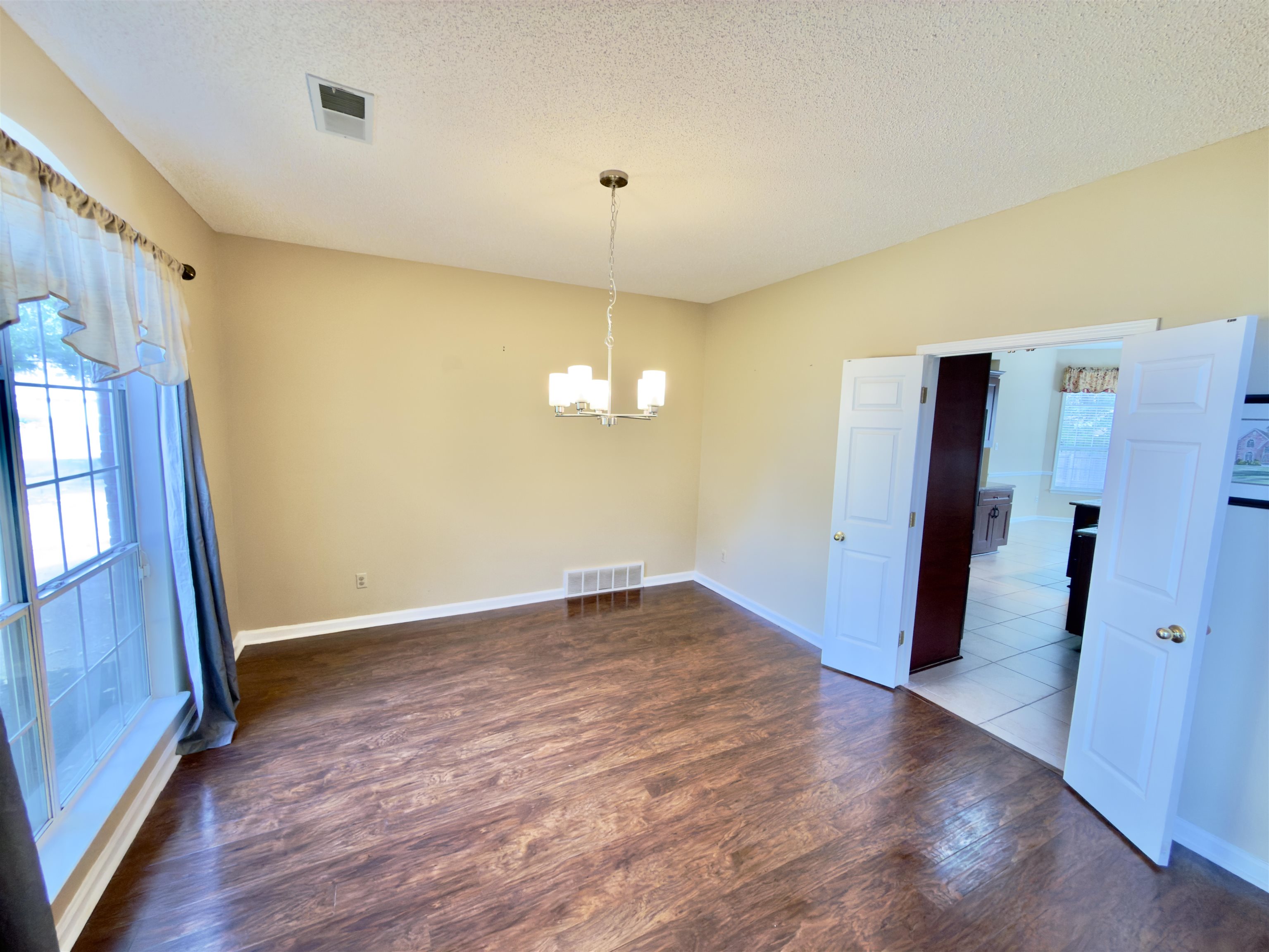 263 Bouldincrest Ave Property Photo 5