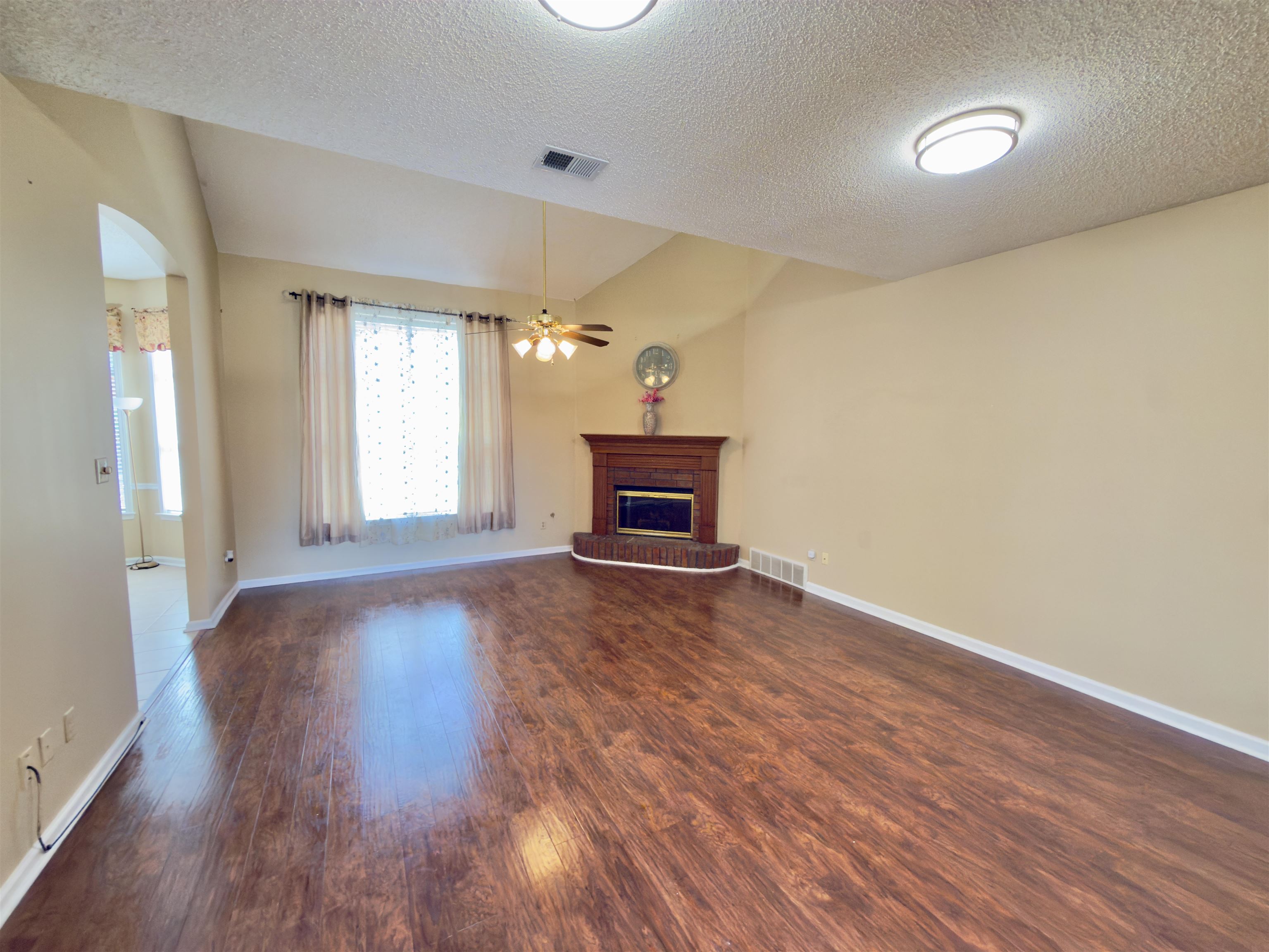 263 Bouldincrest Ave Property Photo 6