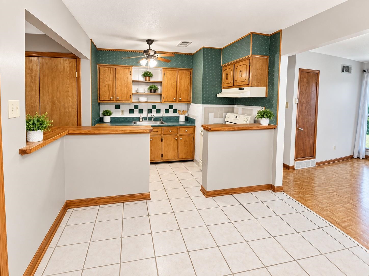 417 Charter Ave Property Photo 5