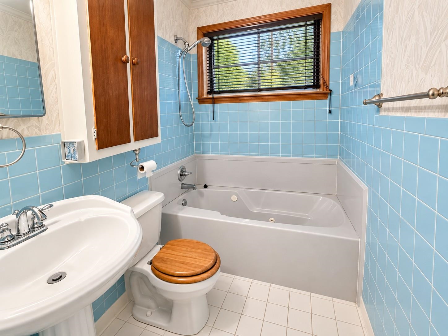 417 Charter Ave Property Photo 12