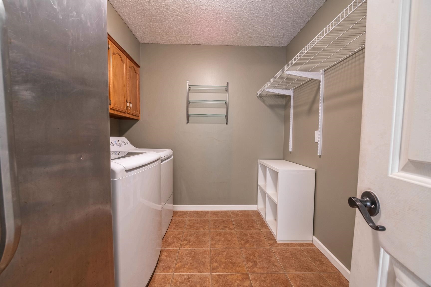 2217 Oak Hollow Ln Property Photo 13