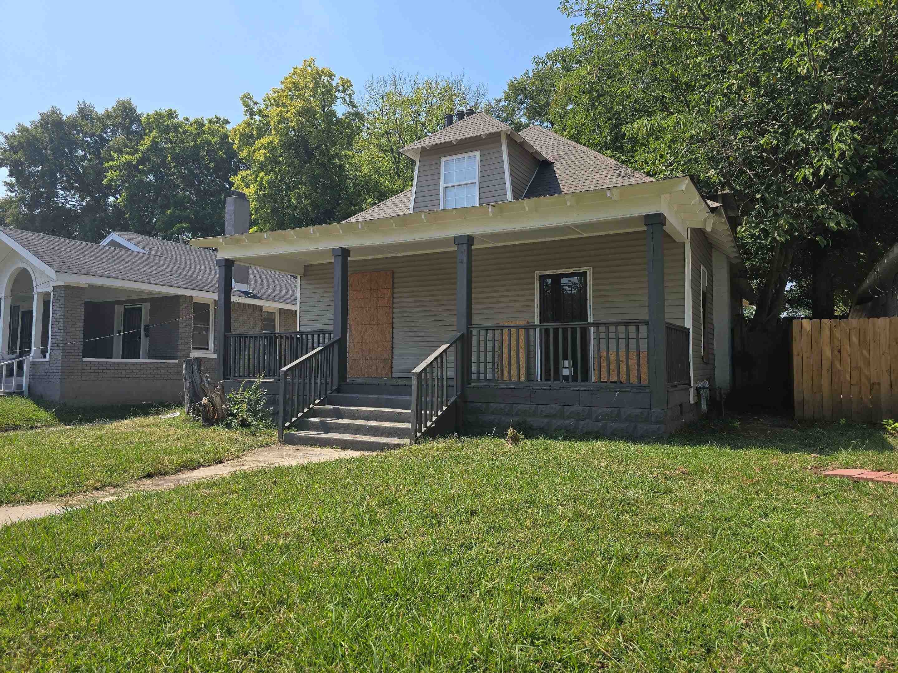 125 Claybrook St Property Photo 1
