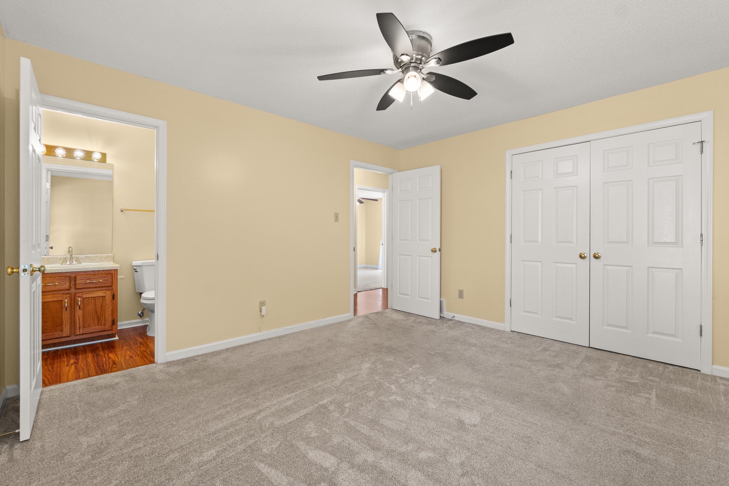 2512 Derbyshire Ave Property Photo 11