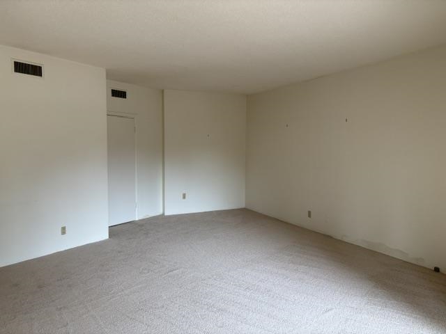 475 N Highland St 4a Property Photo 16