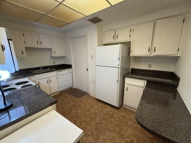 475 N Highland St 4a Property Photo 24