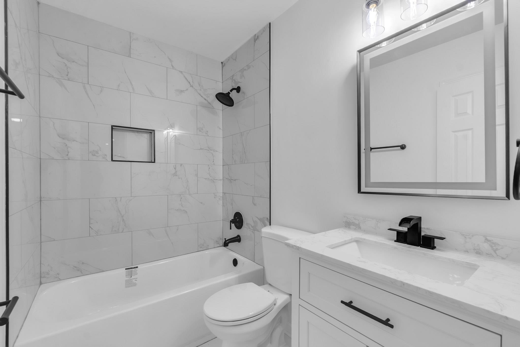 6904 Aspenhill Dr Property Photo 6