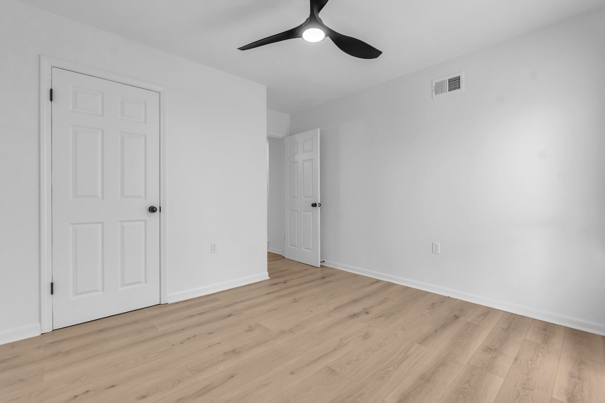 6904 Aspenhill Dr Property Photo 10