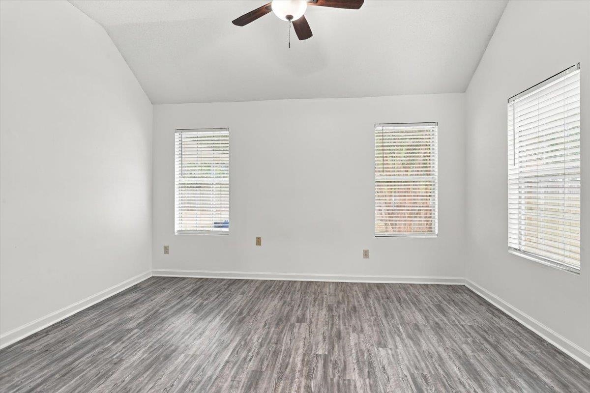 7938 Macon Rd Property Photo 12