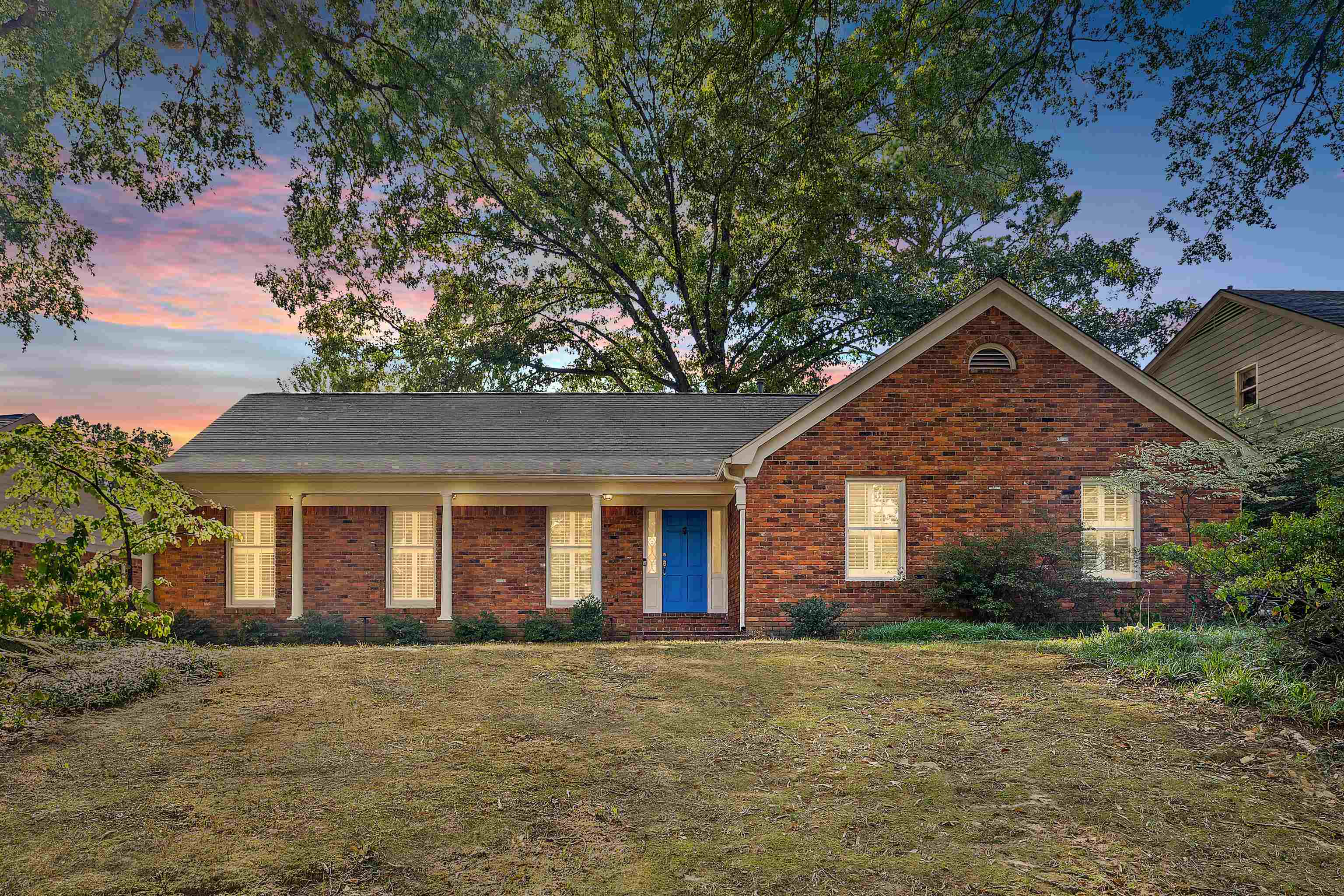 2371 Brook Hollow Cv Property Photo 2