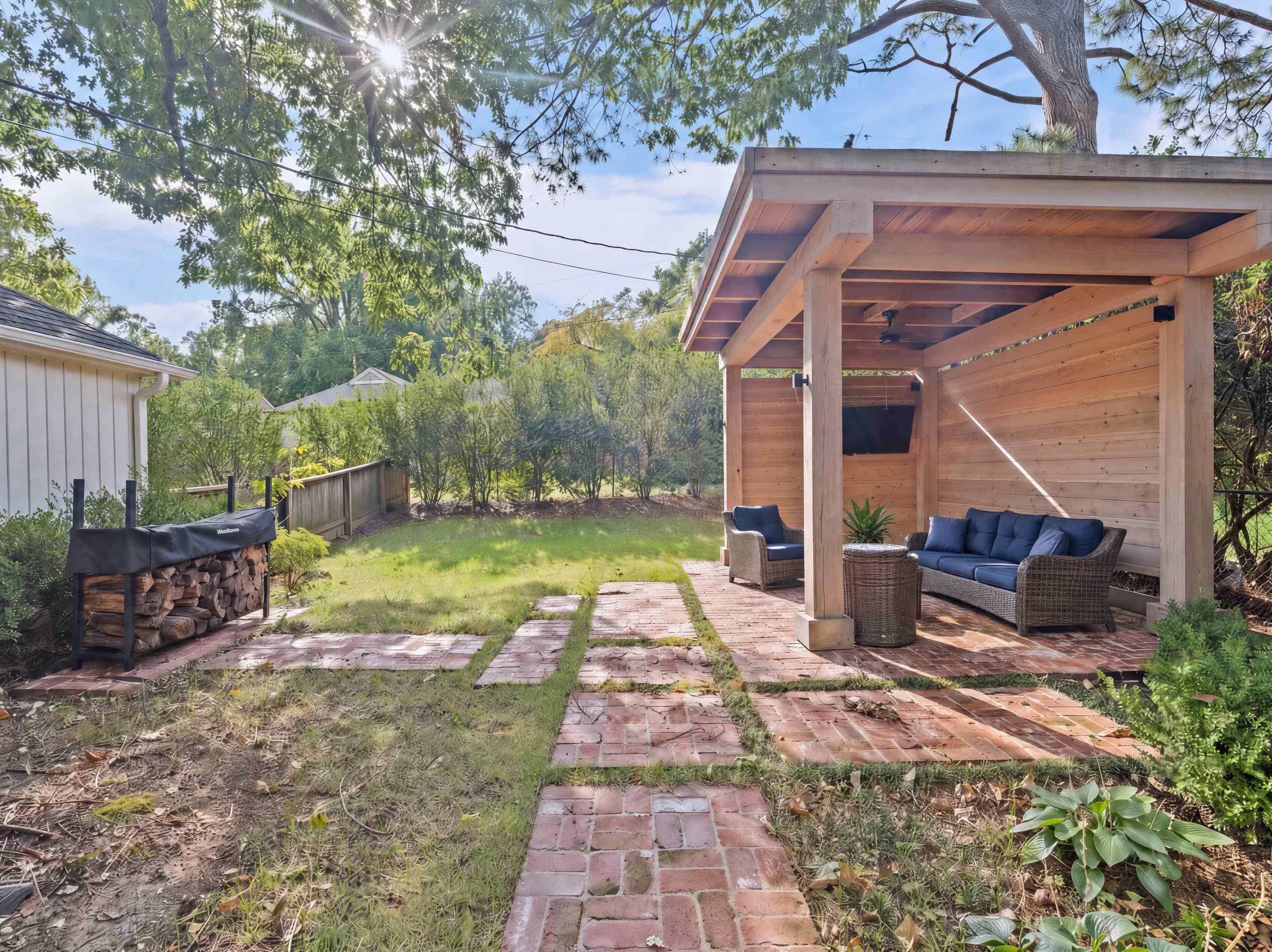 2371 Brook Hollow Cv Property Photo 9