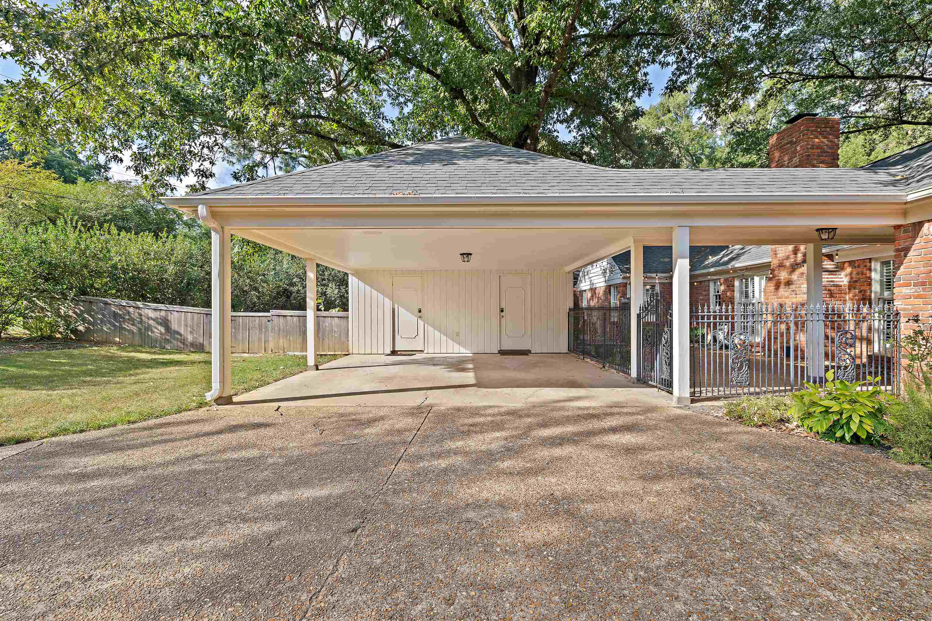 2371 Brook Hollow Cv Property Photo 10