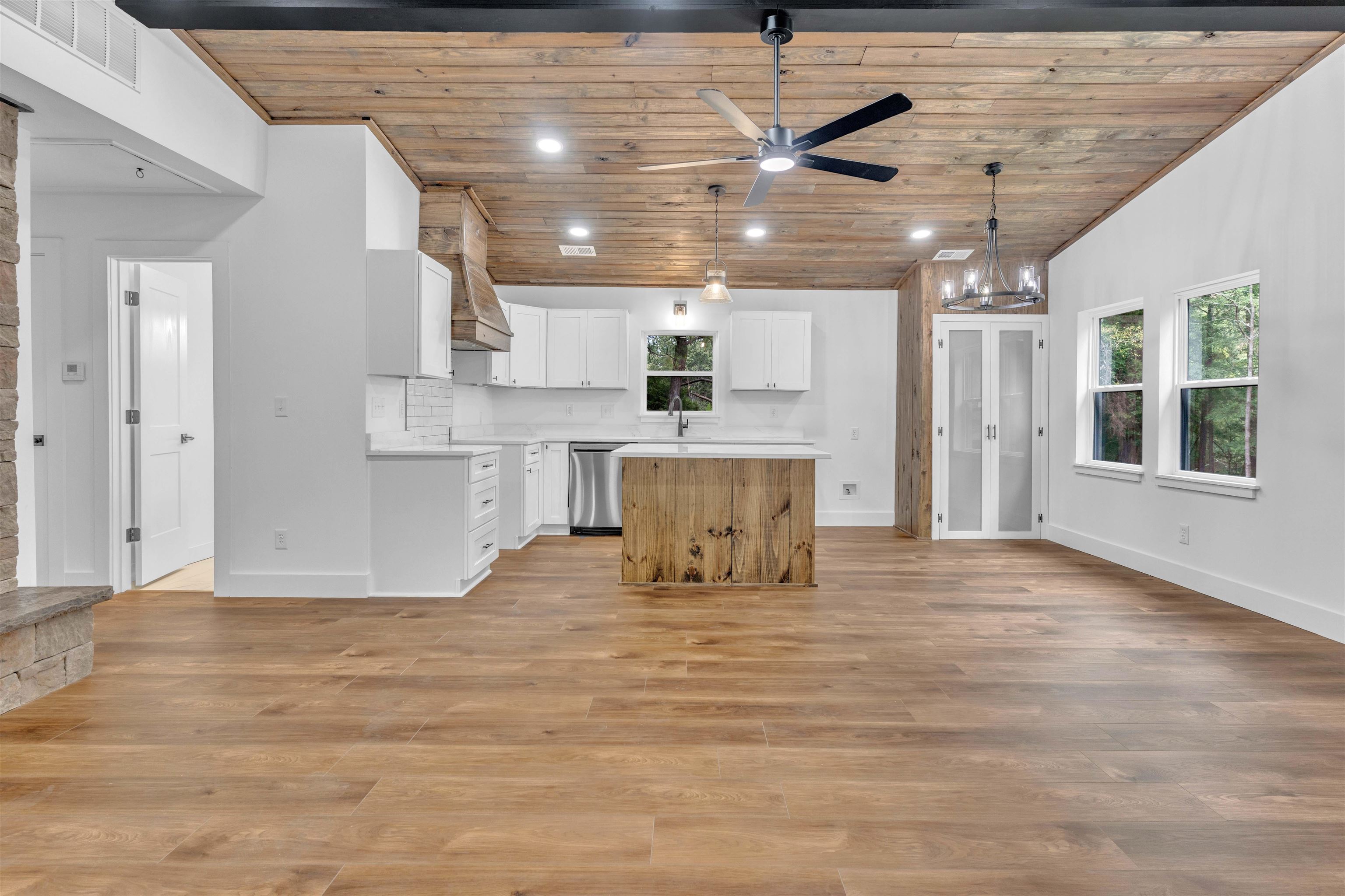 1310 Ecology Loop Property Photo 7
