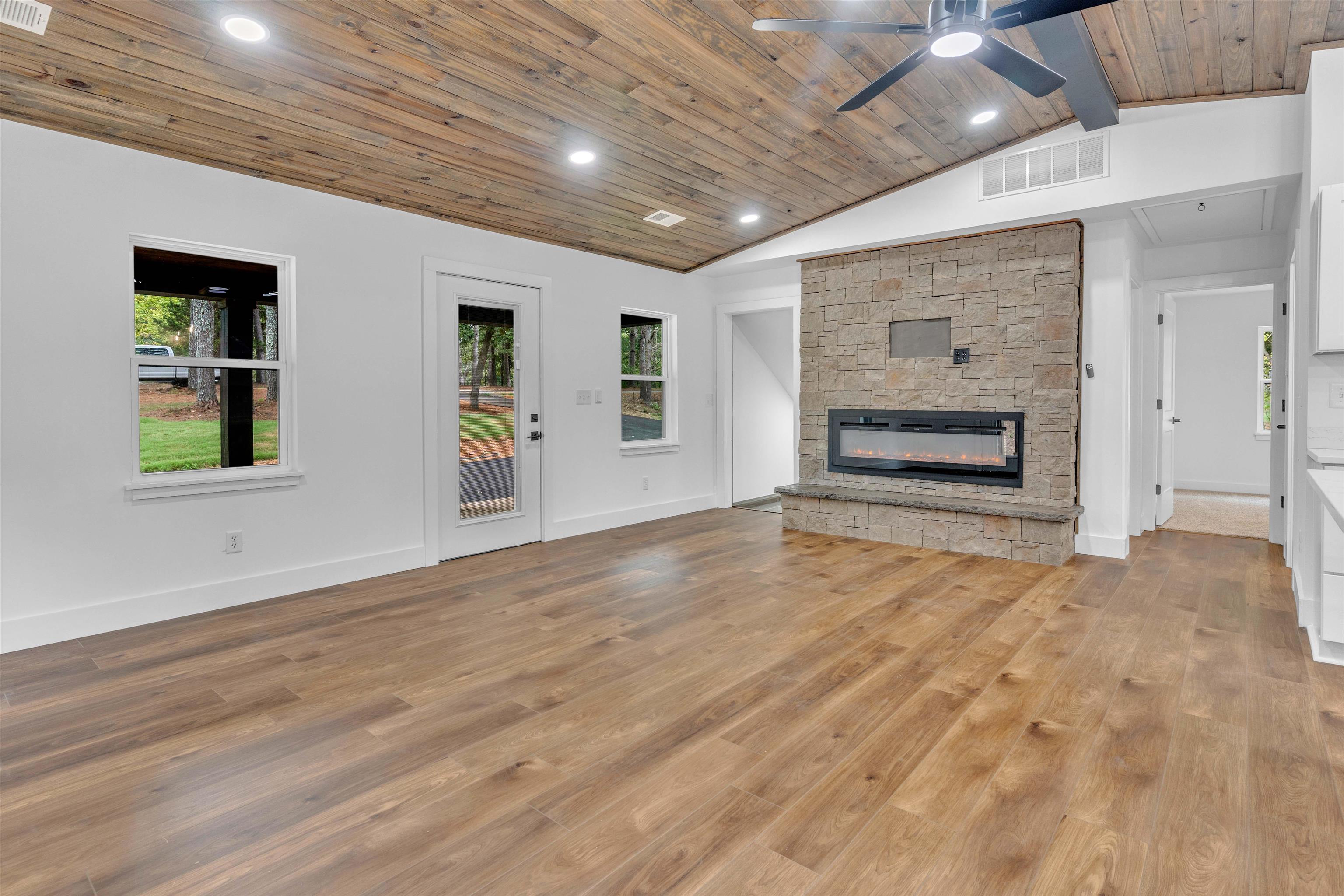 1310 Ecology Loop Property Photo 11