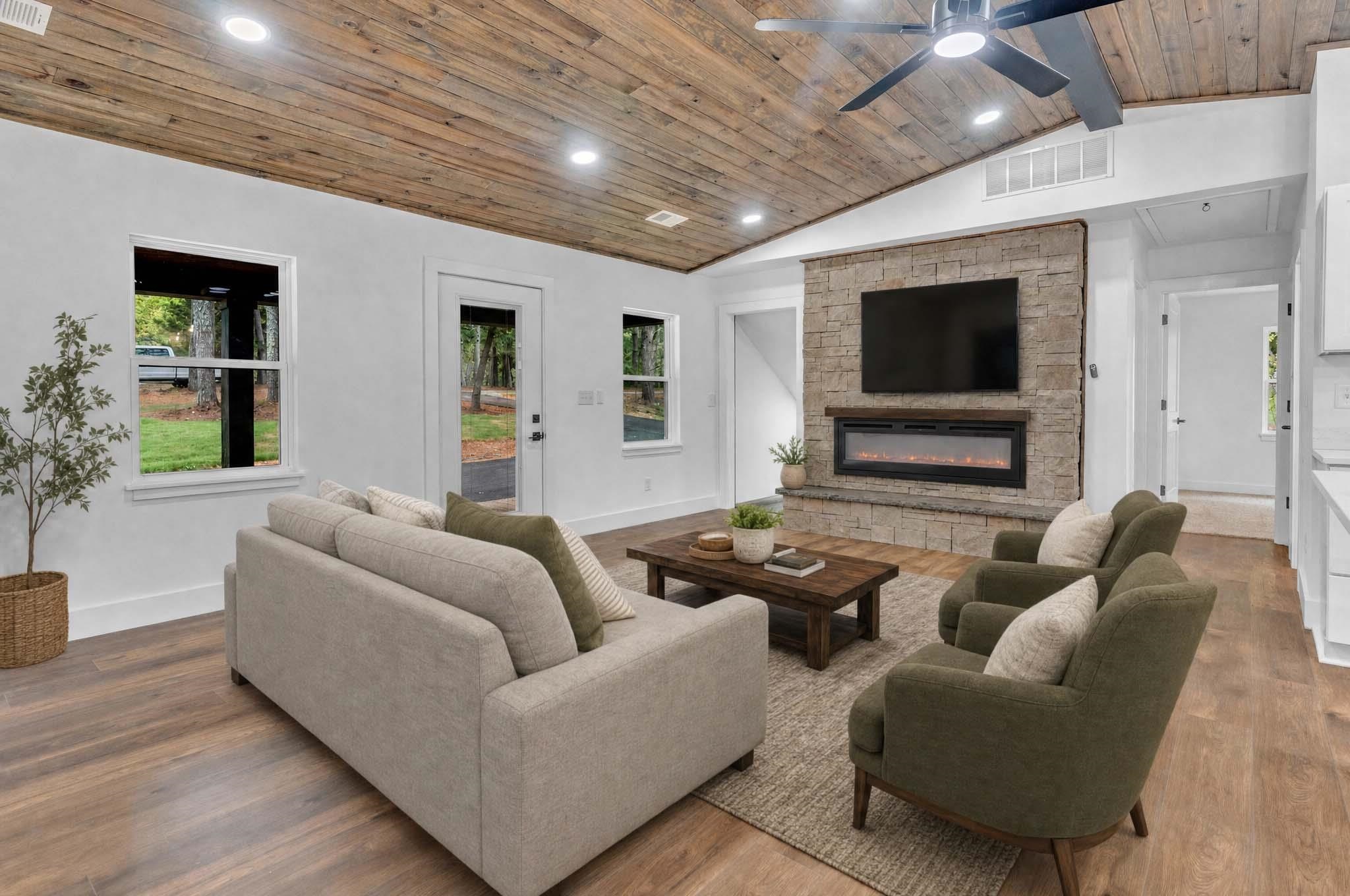 1310 Ecology Loop Property Photo 12
