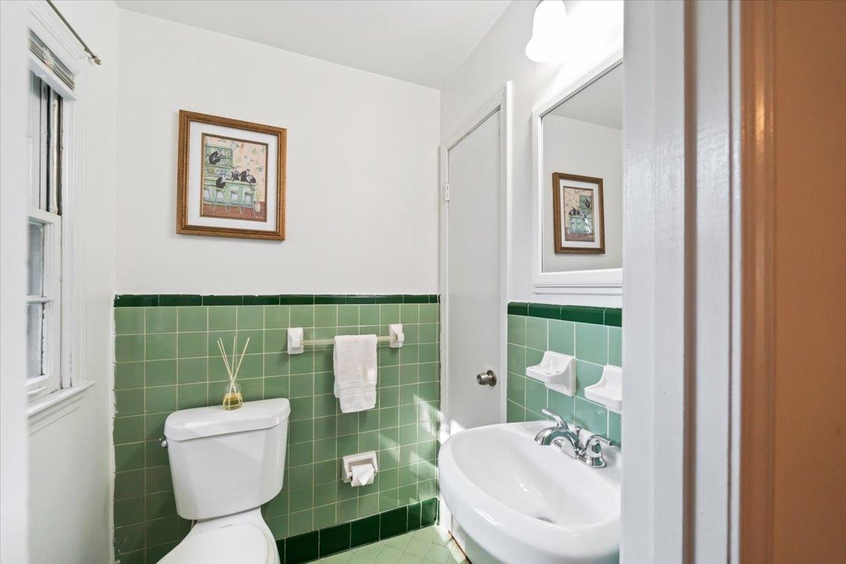 2895 Walker Ave Property Photo 24