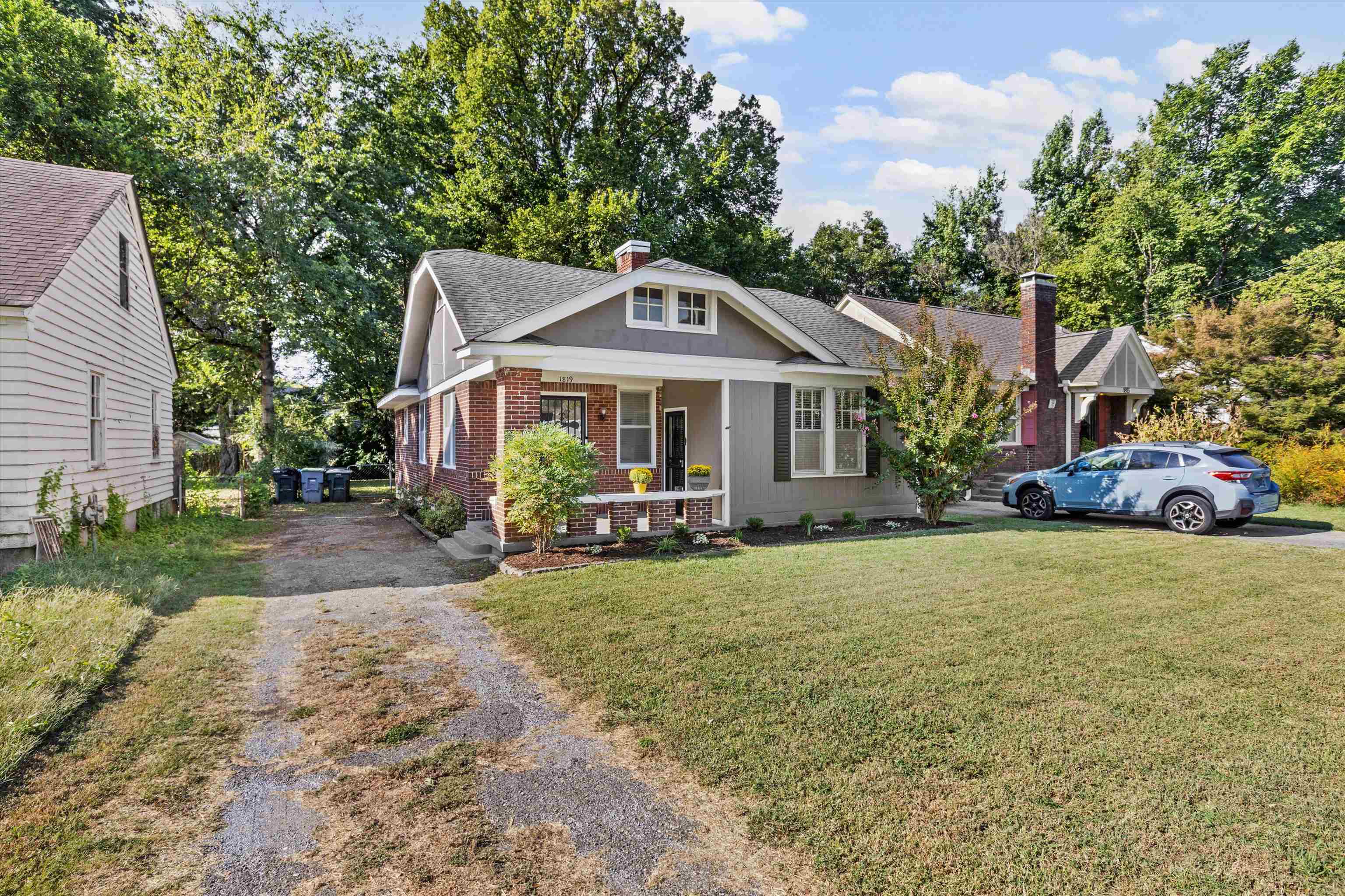 1819 Crump Ave Property Photo 2