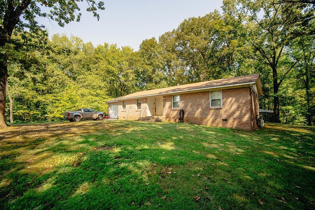 5245 Lake Hardeman Rd Property Photo 5