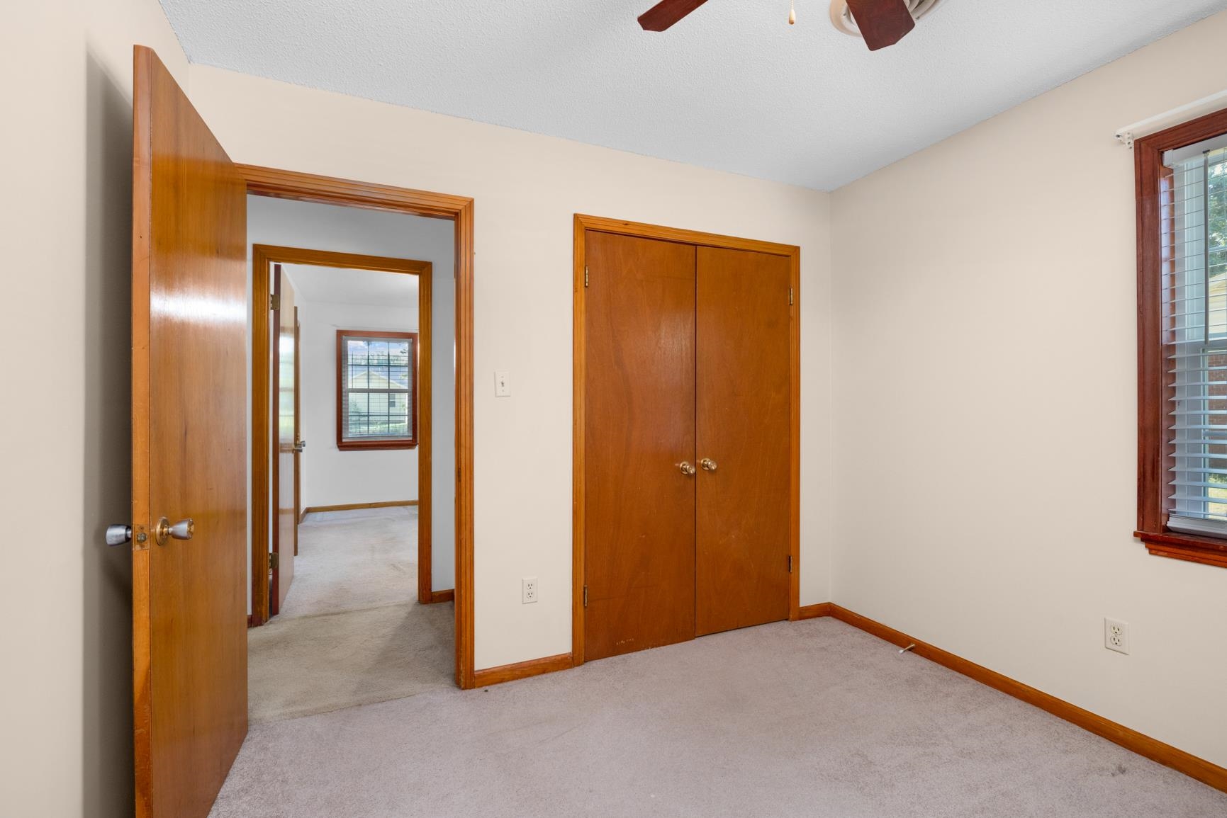 250 Maple Hill Dr Property Photo 18