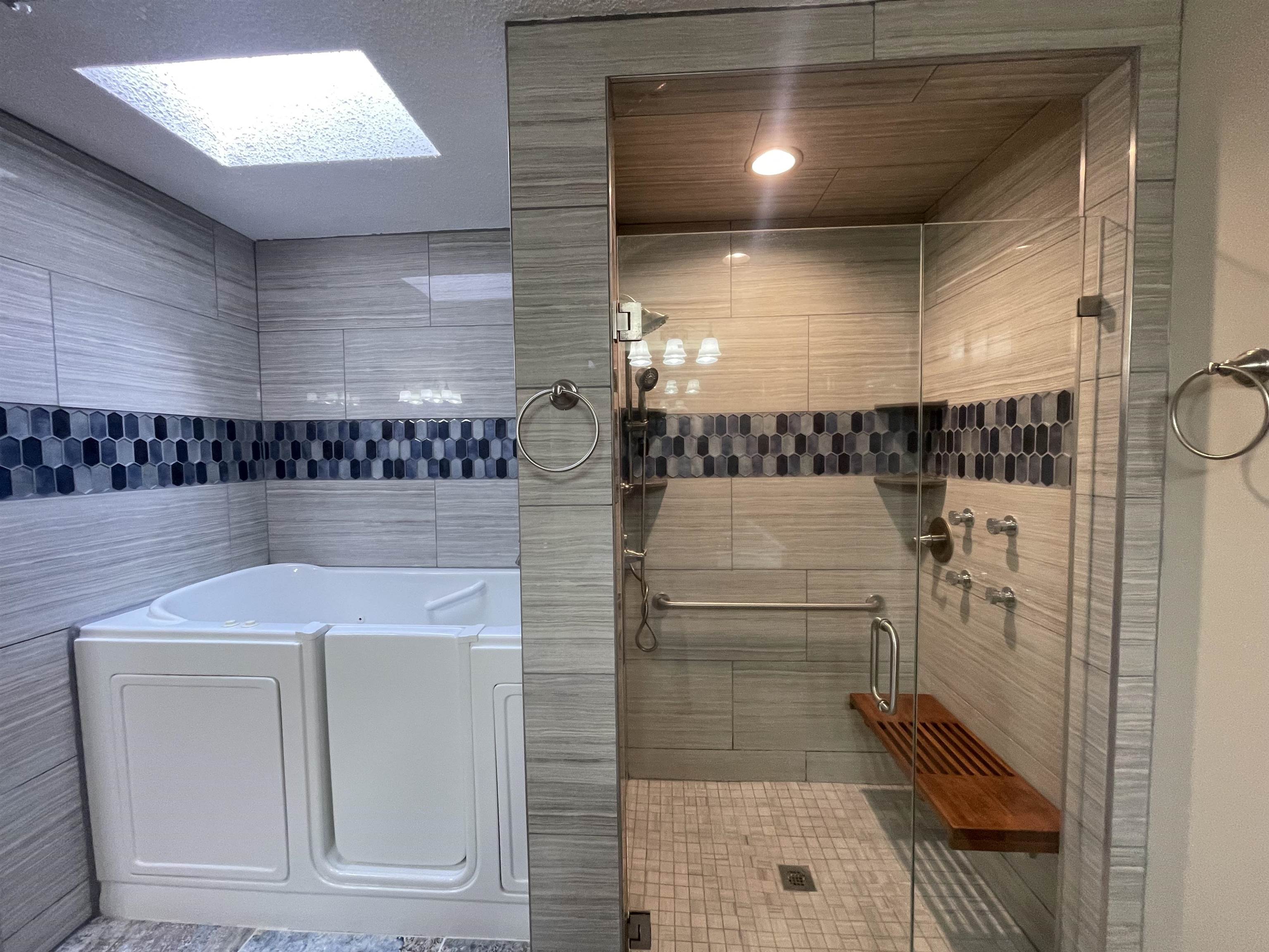 556 Burnett Ln Property Photo 15