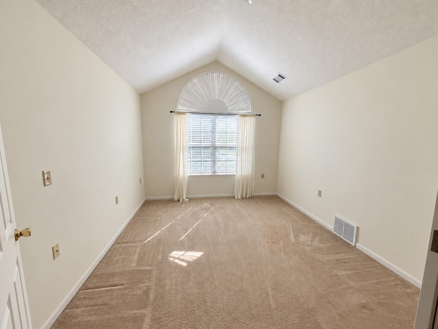 1905 Appling Oaks Cir 13 Property Photo 16
