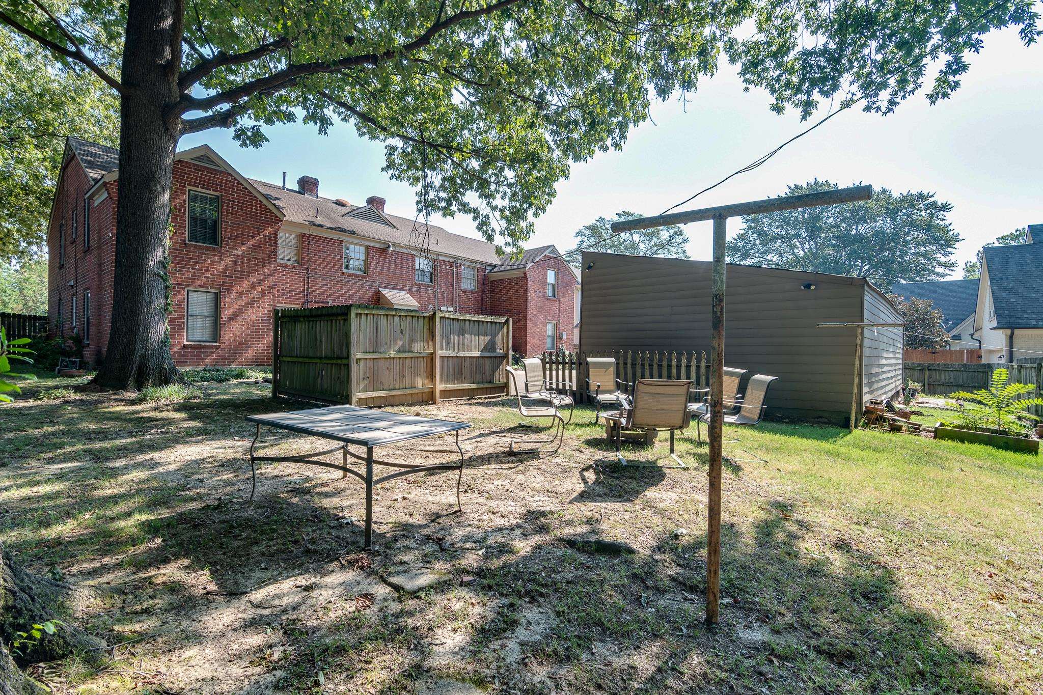 1885 Peabody Ave 1 Property Photo 6