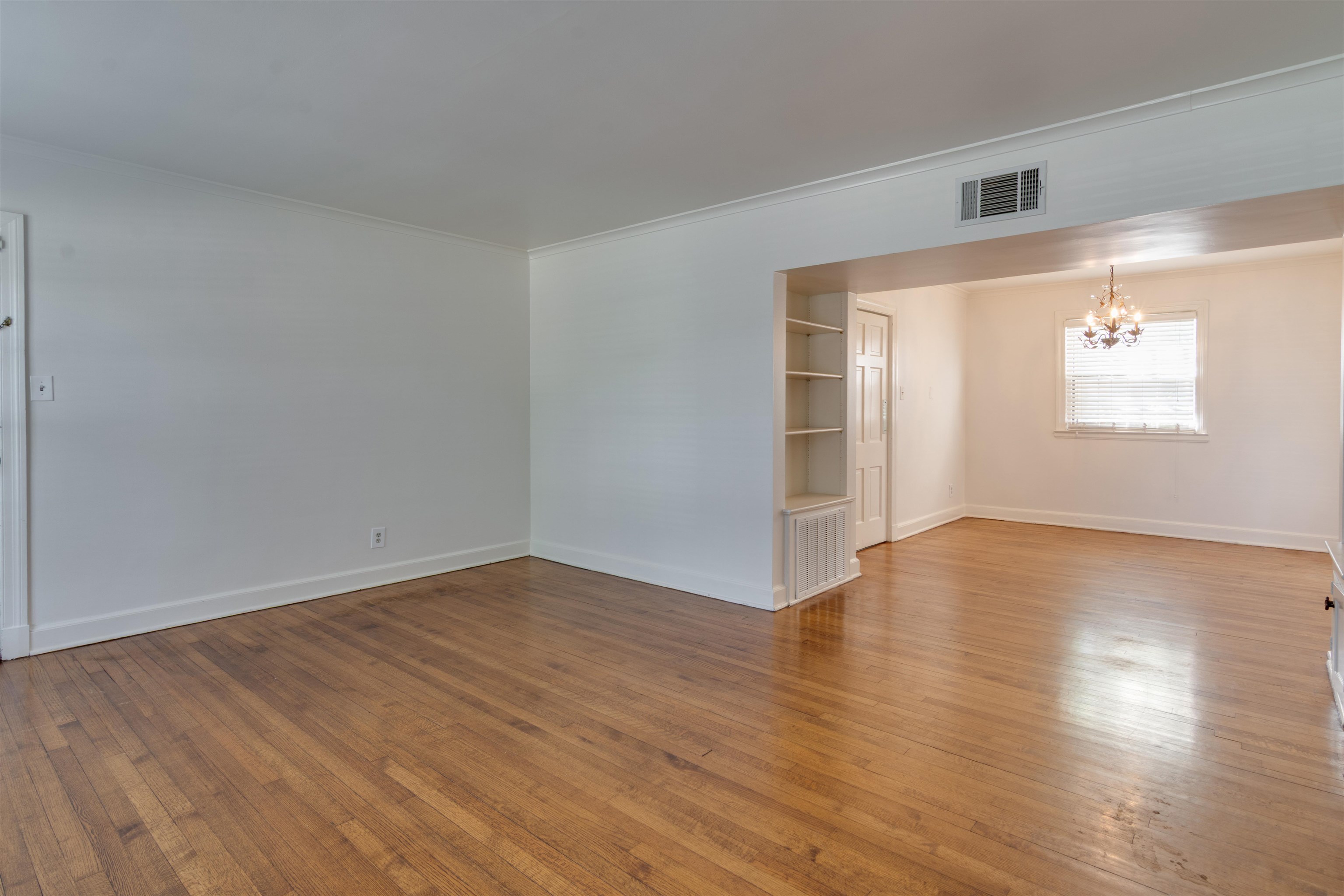 1885 Peabody Ave 1 Property Photo 11