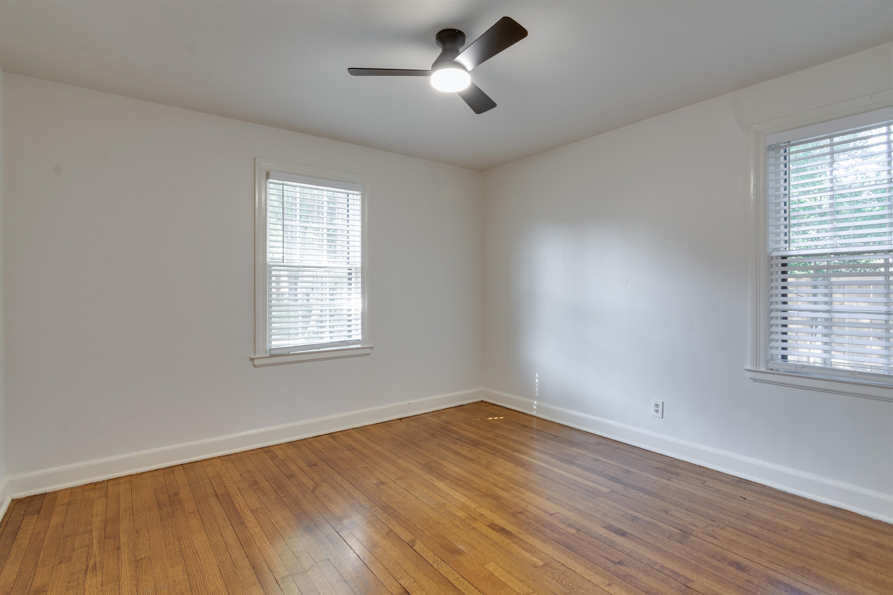 1885 Peabody Ave 1 Property Photo 14