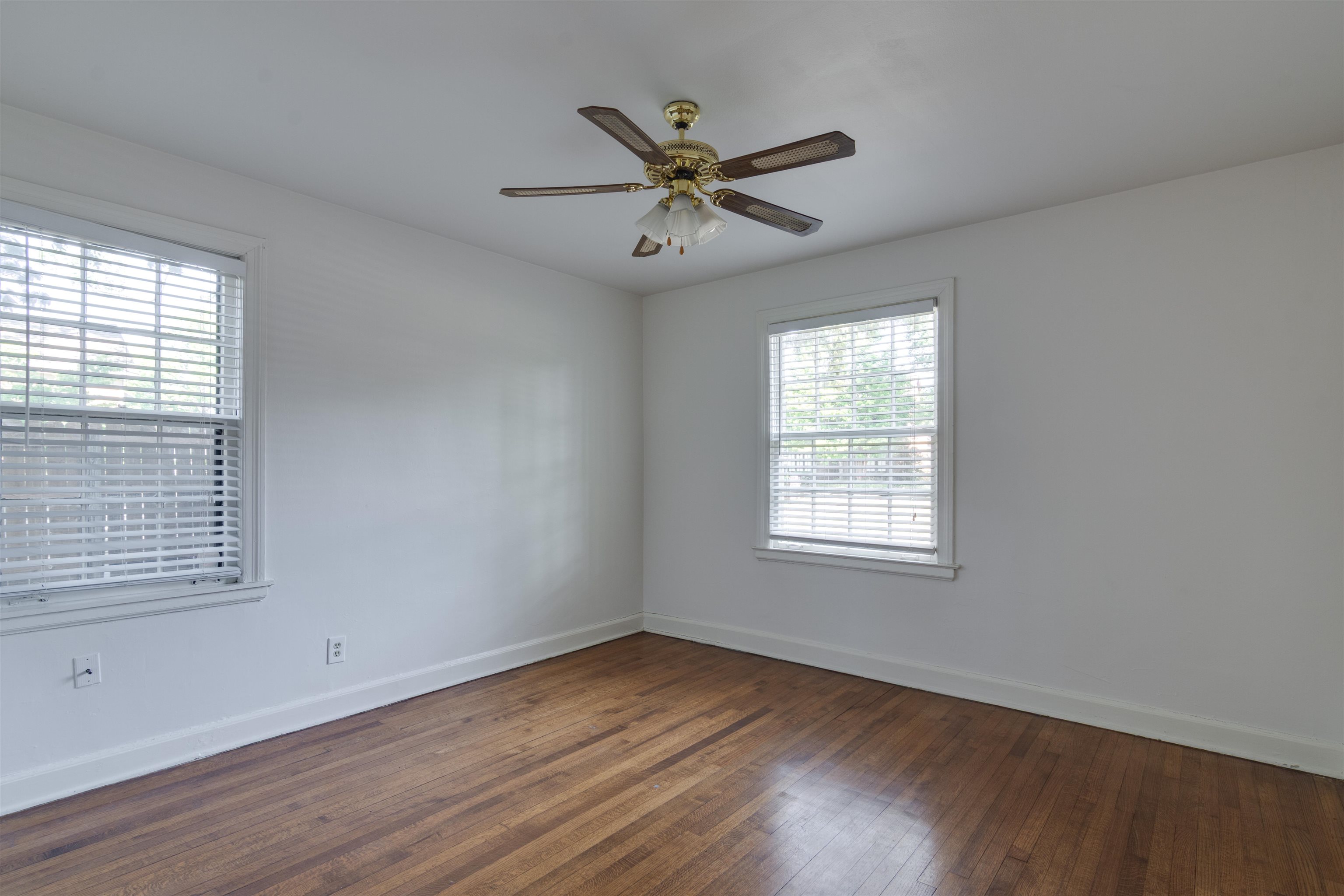 1885 Peabody Ave 1 Property Photo 19